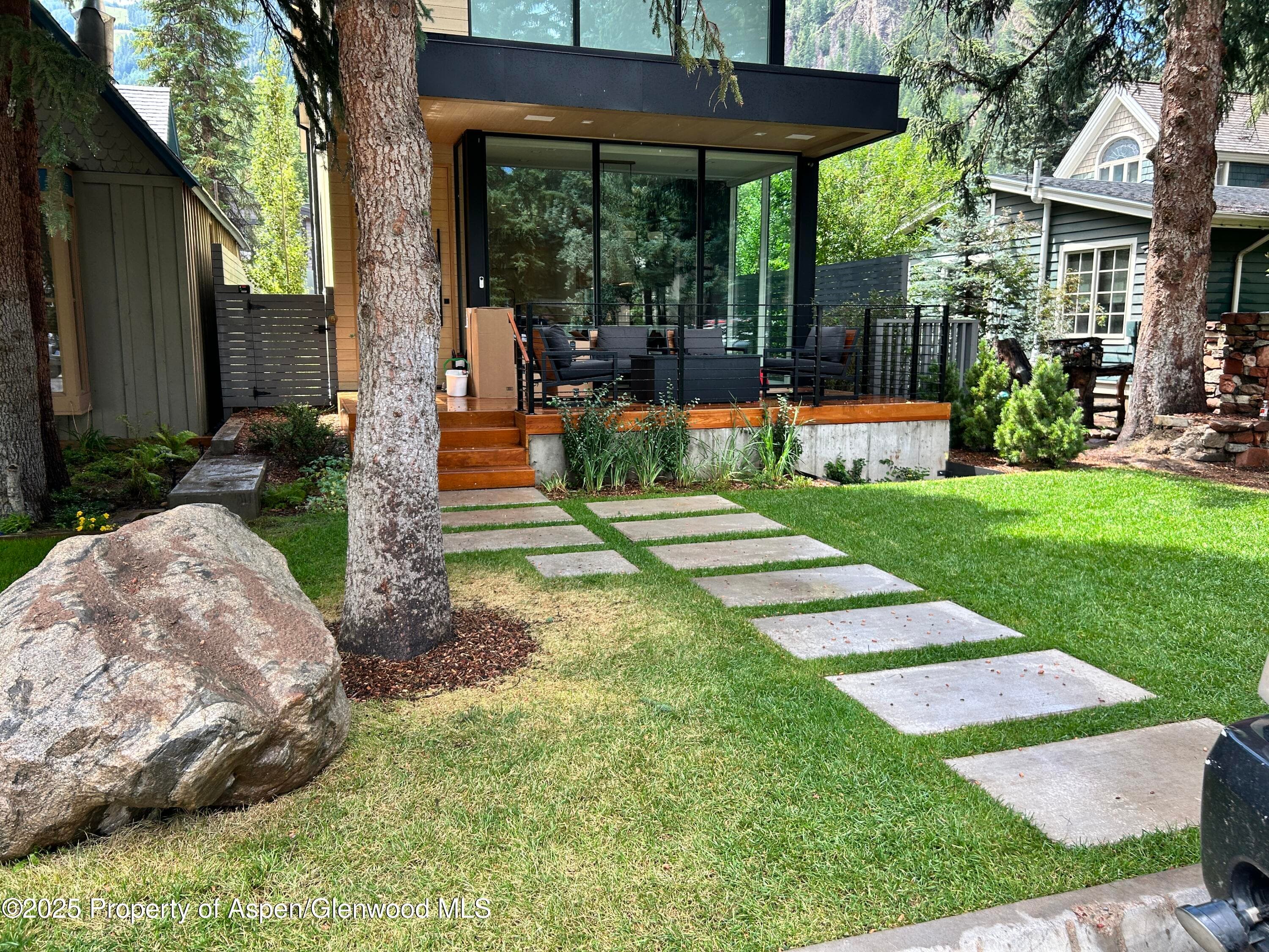 219 W Bleeker Street, Aspen, CO 81611 - Photo 53