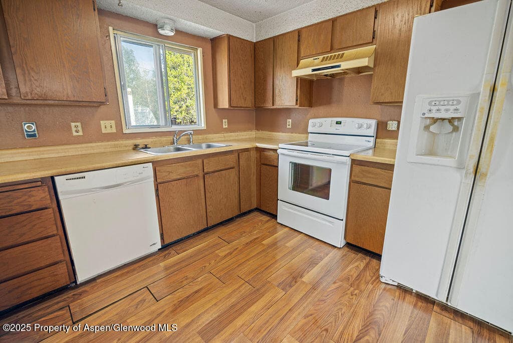 350 Woodbury Drive, Craig, CO 81625 - Photo 11