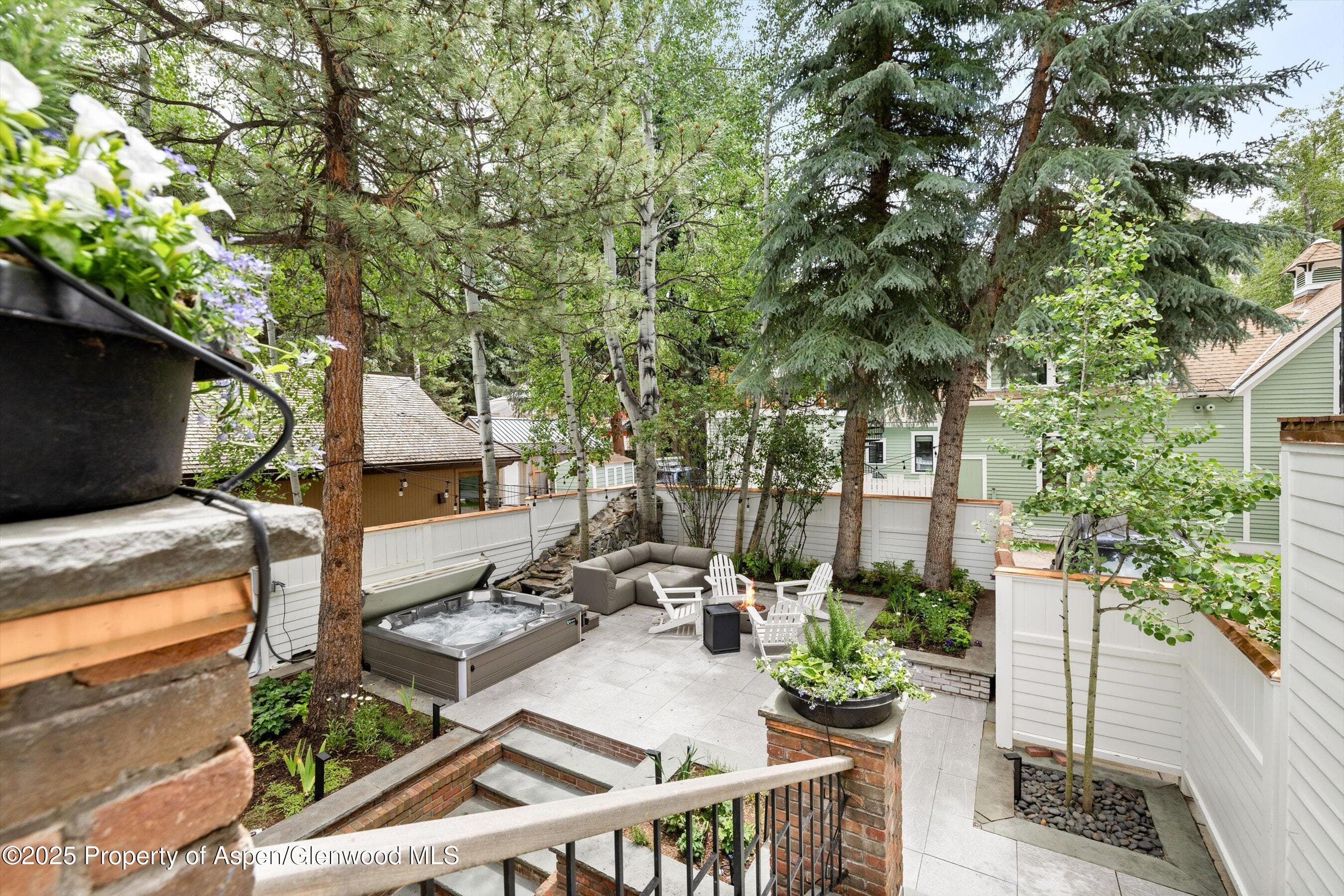 437 W Smuggler Street, Aspen, CO 81611 - Photo 32