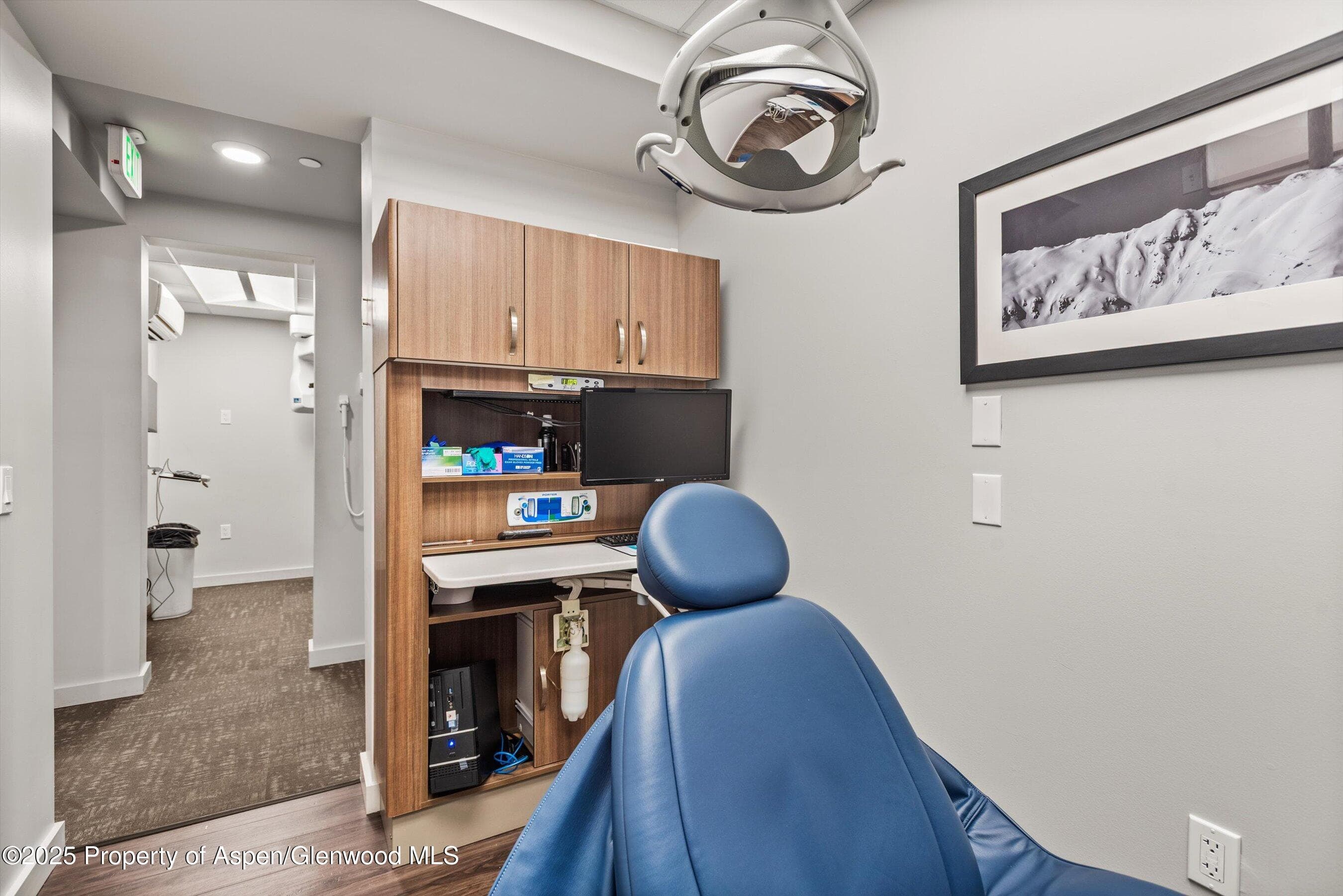 100 E Main Street 1, Aspen, CO 81611 - Photo 12