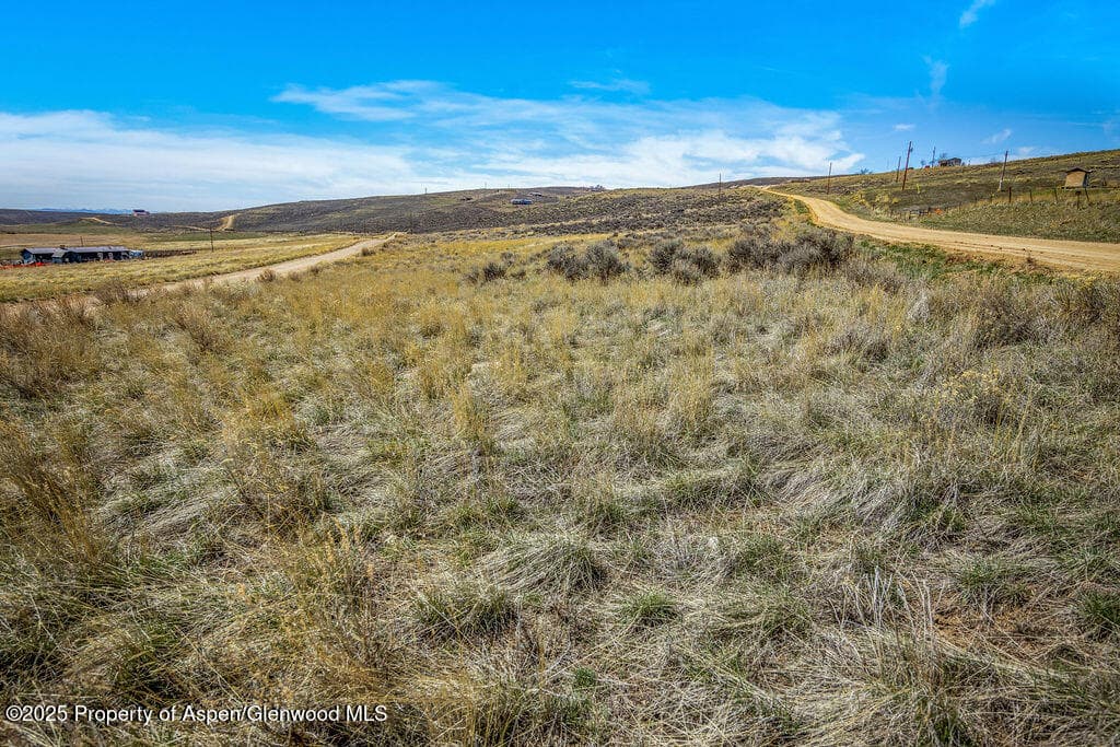100 Sage Brush Court, Craig, CO 81625 - Photo 5