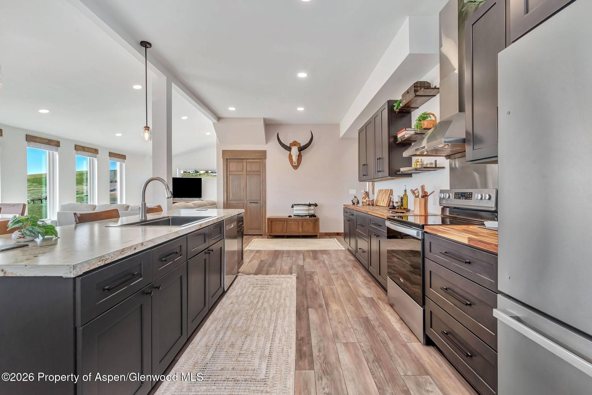 4724 County Road 30, Craig, CO 81625 - Photo 7