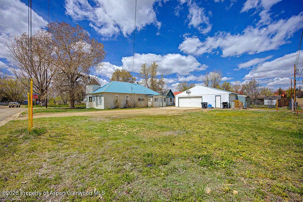 605 Lincoln Street, Craig, CO 81625 - Photo 6
