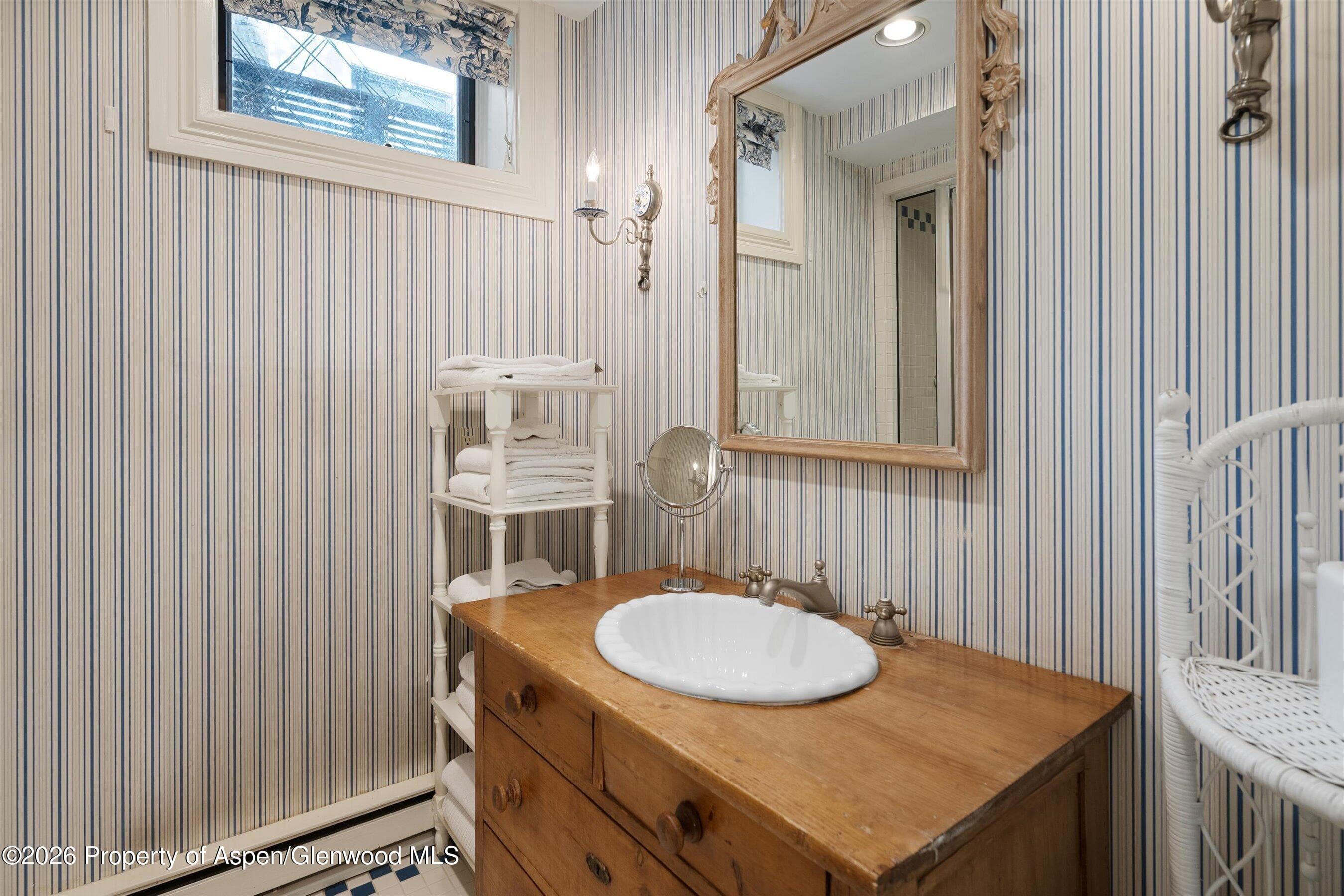 715 W Smuggler Street, Aspen, CO 81611 - Photo 30