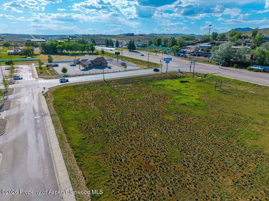 1950 W Victory Way, Craig, CO 81625 - Photo 9