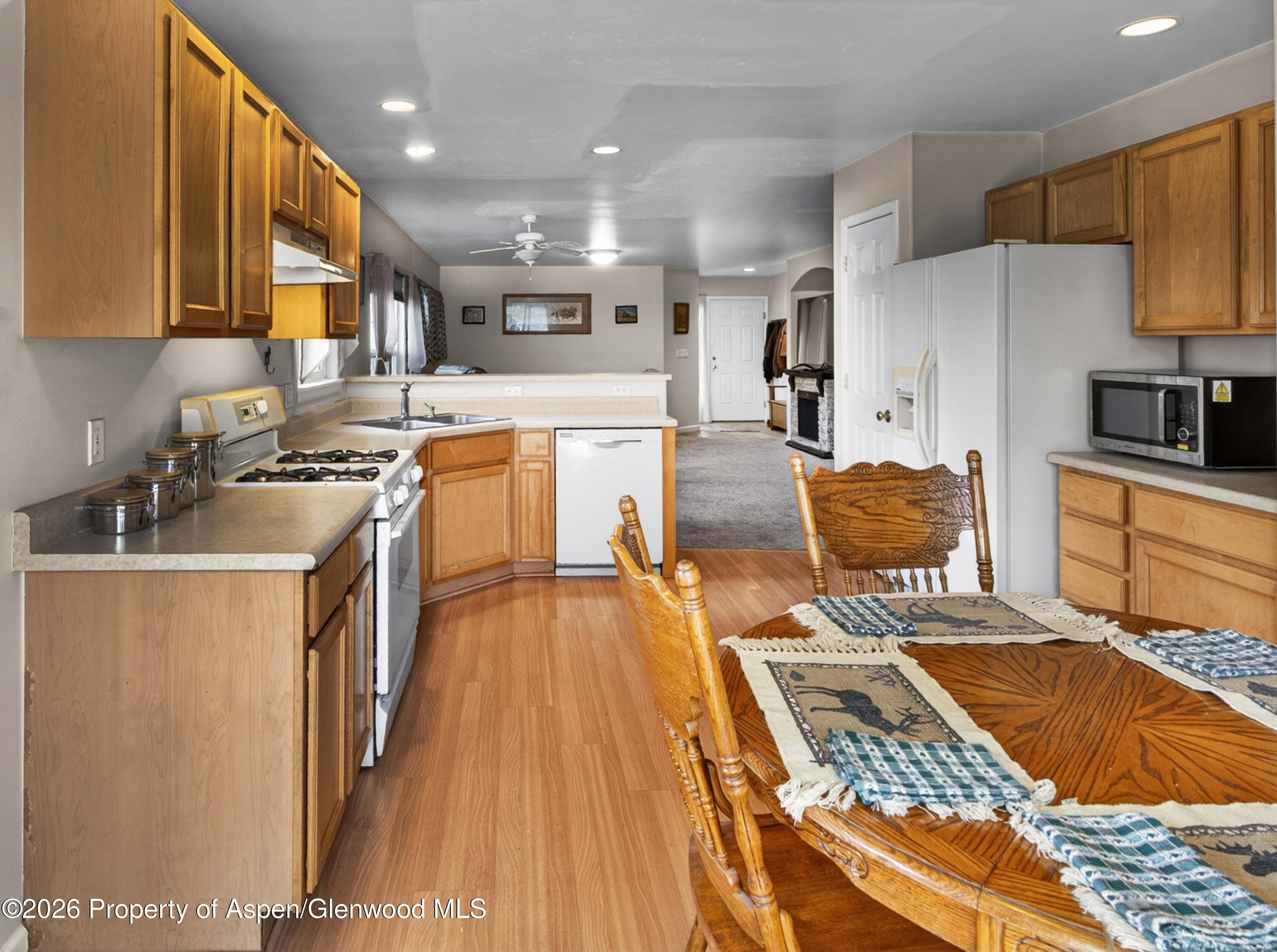 608 Lariat Loop, New Castle, CO 81647 - Photo 10