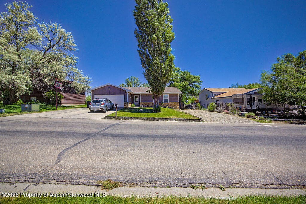 735 Finley Lane, Craig, CO 81625 - Photo 1