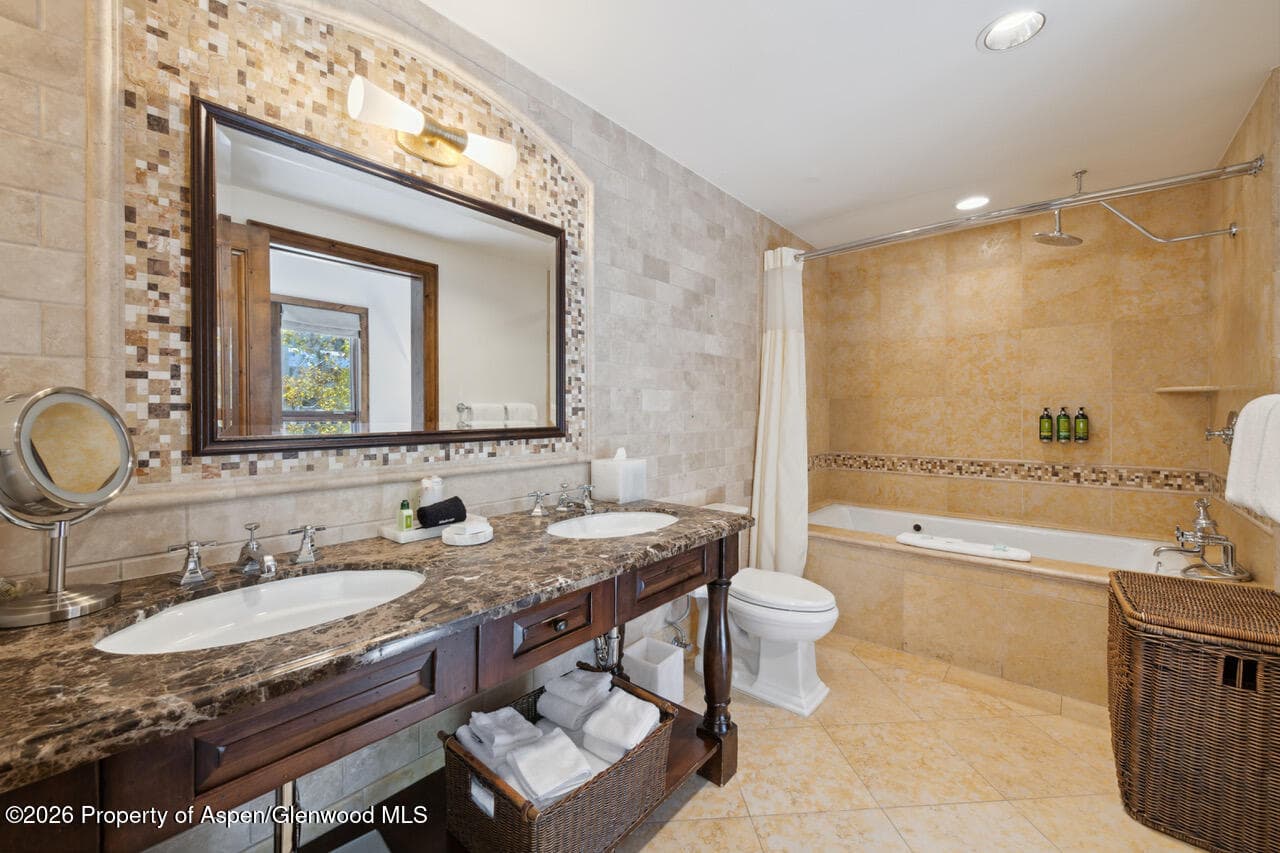 415 E Dean St. #32, Wk 9, Aspen, CO 81611 - Photo 22