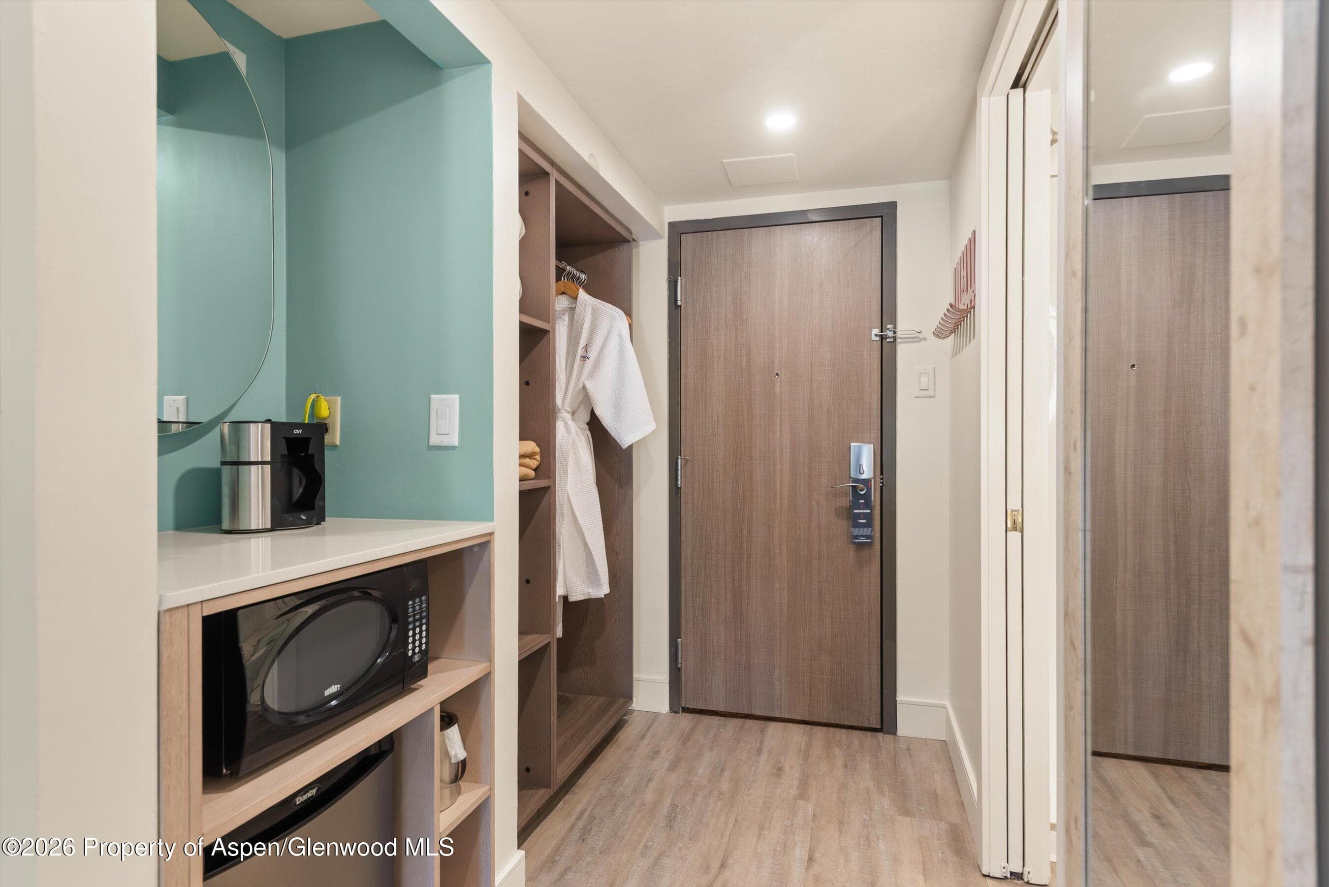 38750 Hwy 82 1109, Aspen, CO 81611 - Photo 11