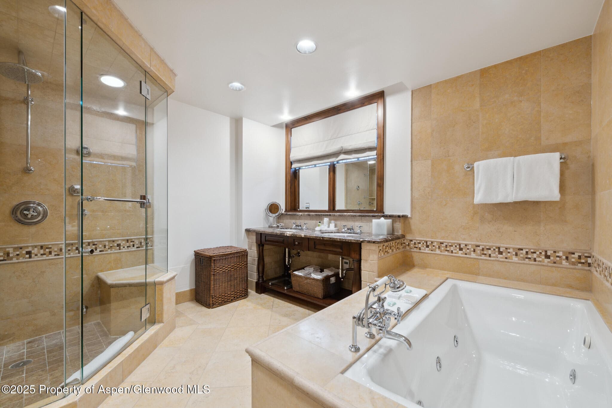 415 E Dean St., #25, Week 6, Aspen, CO 81611 - Photo 14