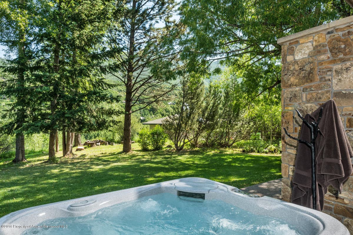 1232 Mountain View Drive B, Aspen, CO 81611 - Photo 9