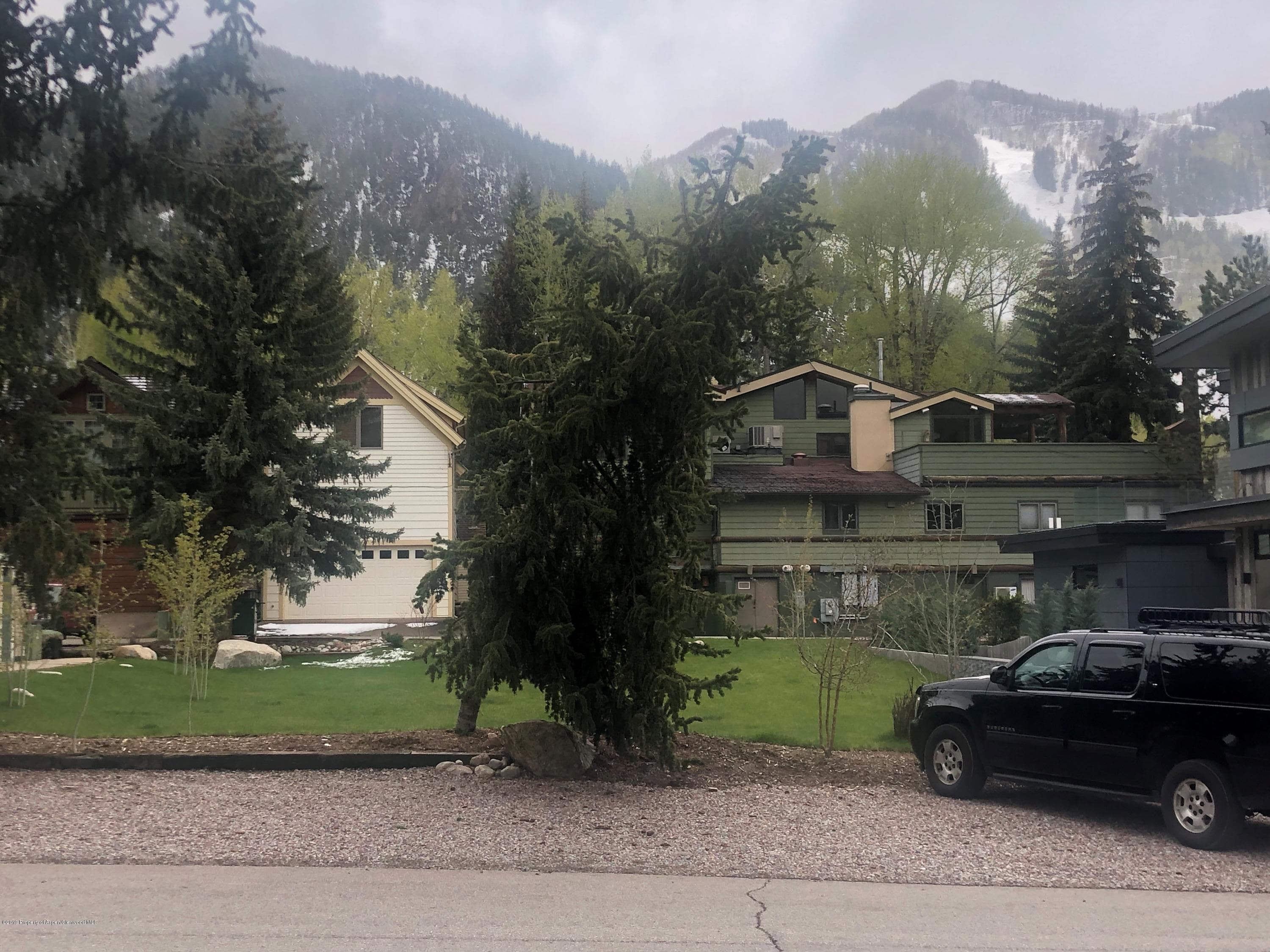 905 E Hopkins Avenue, Aspen, CO 81611