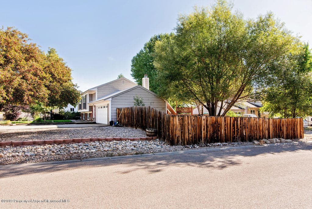 1144 Schrader Avenue, Craig, CO 81625 - Photo 6