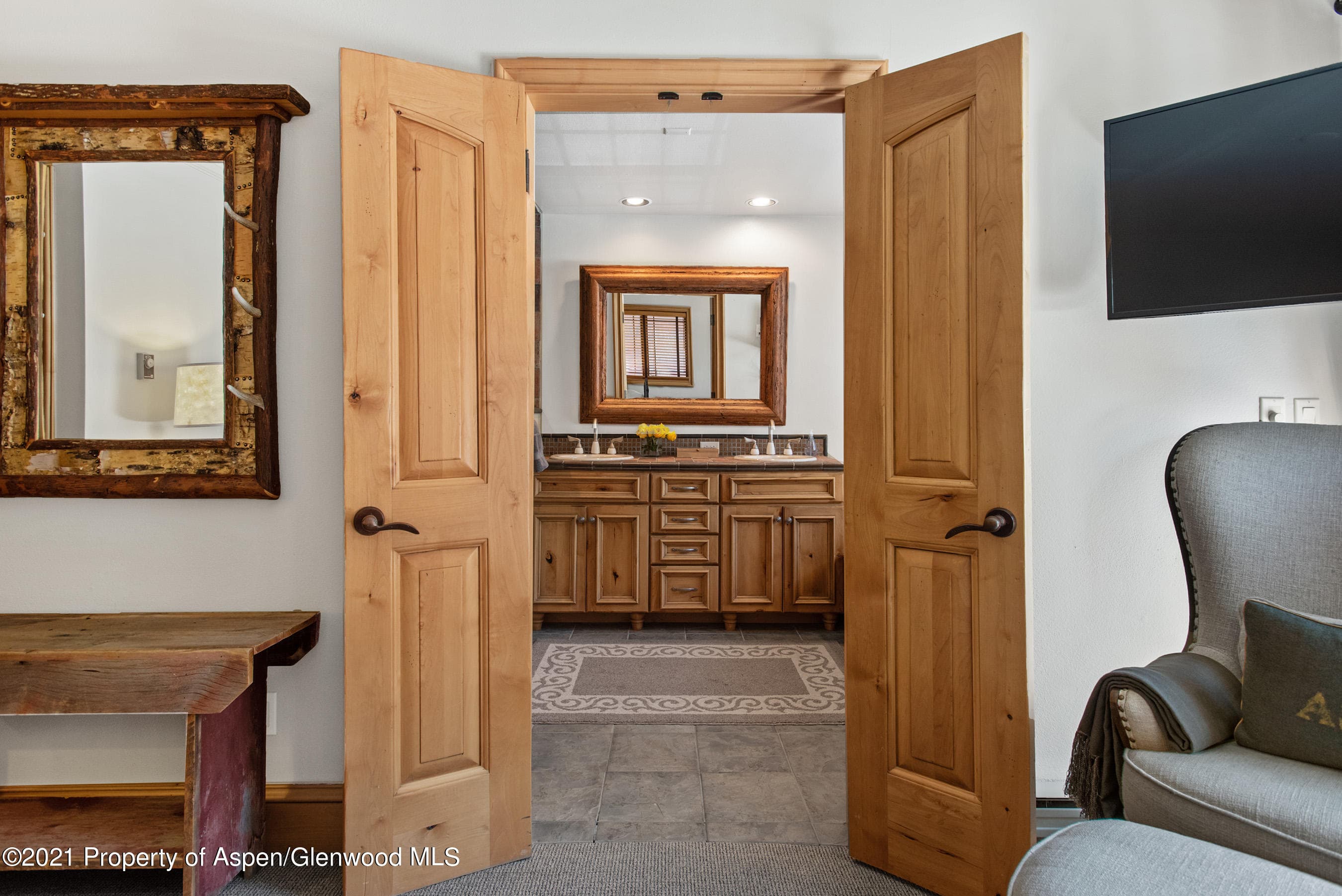 715 E Hopkins Avenue, Aspen, CO 81611 - Photo 10