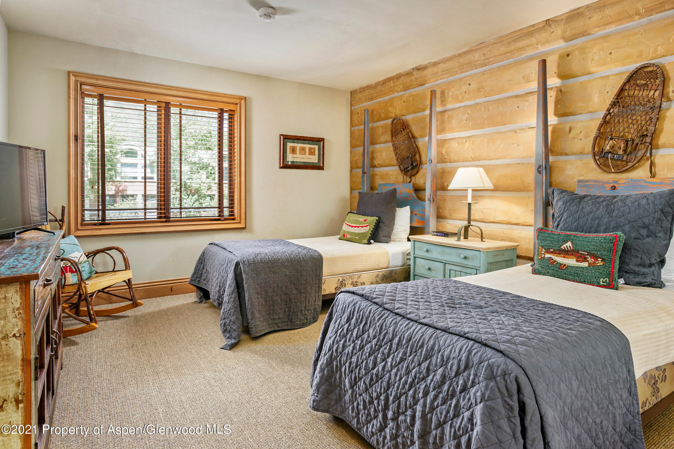 715 E Hopkins Avenue, Aspen, CO 81611 - Photo 15