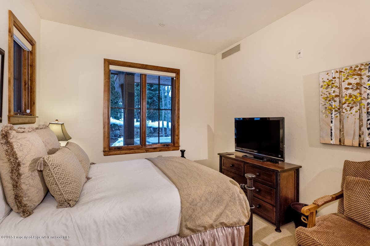 64 Prospector Road Unit 7, Aspen, CO 81611 - Photo 22
