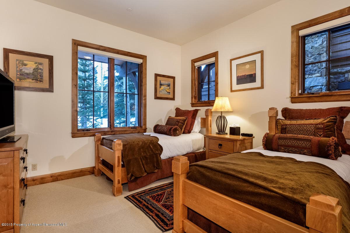 64 Prospector Road Unit 7, Aspen, CO 81611 - Photo 23