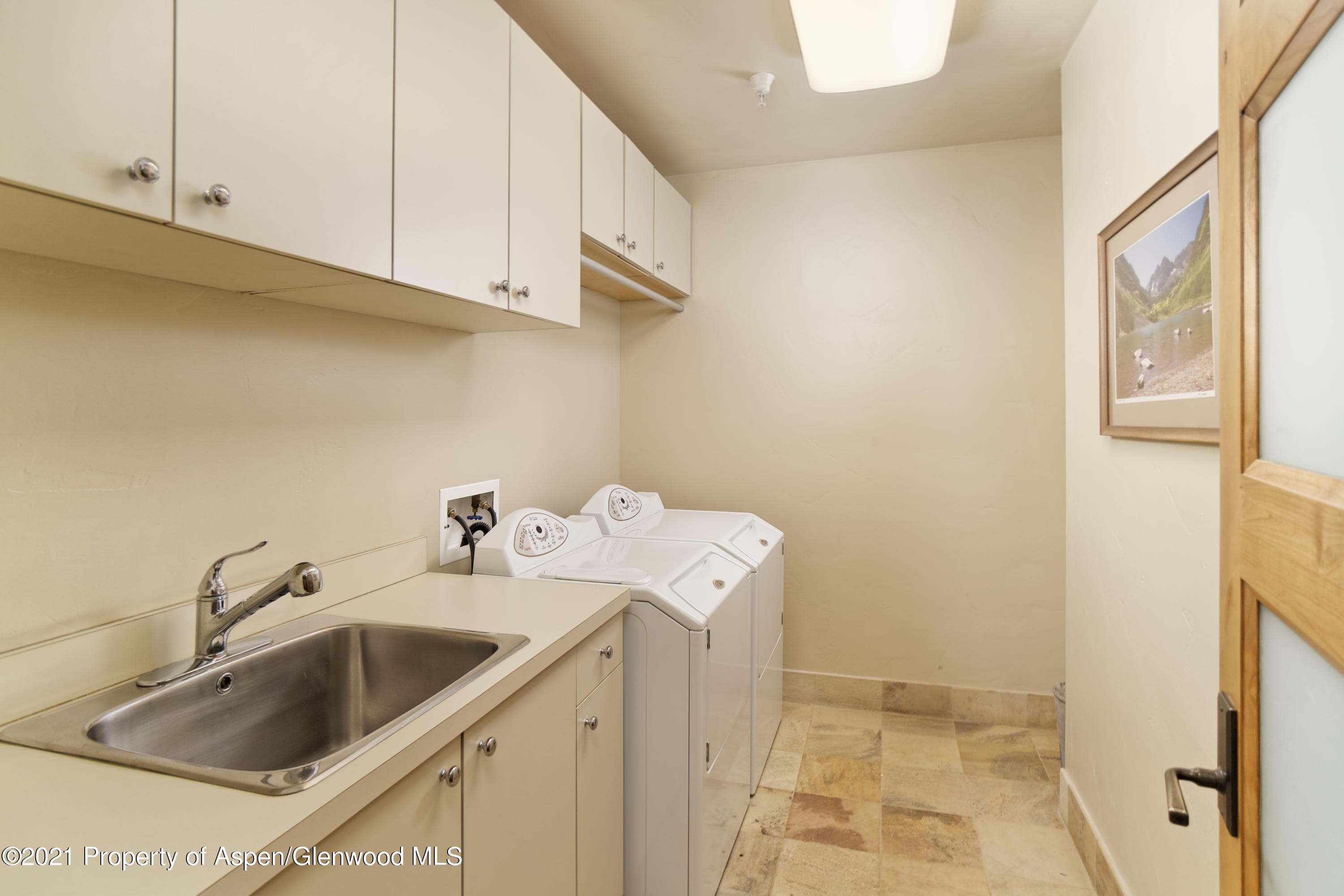101 N Spring Street 102, Aspen, CO 81611 - Photo 15