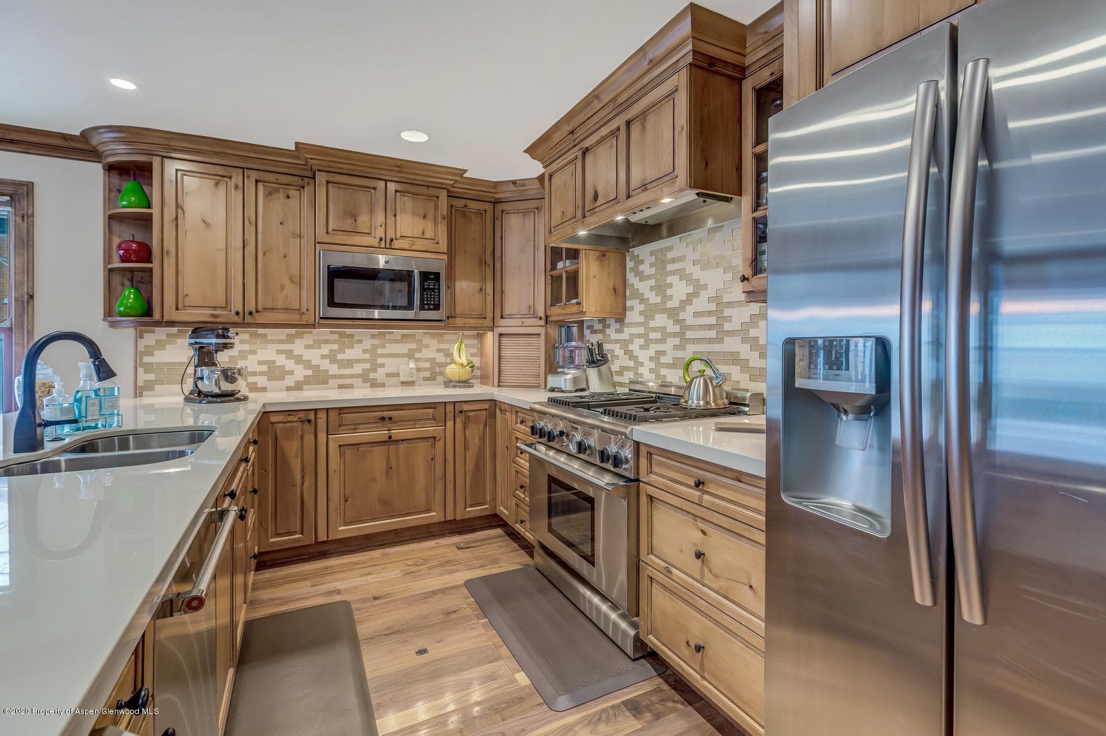 633 W Main Street, Aspen, CO 81611 - Photo 42