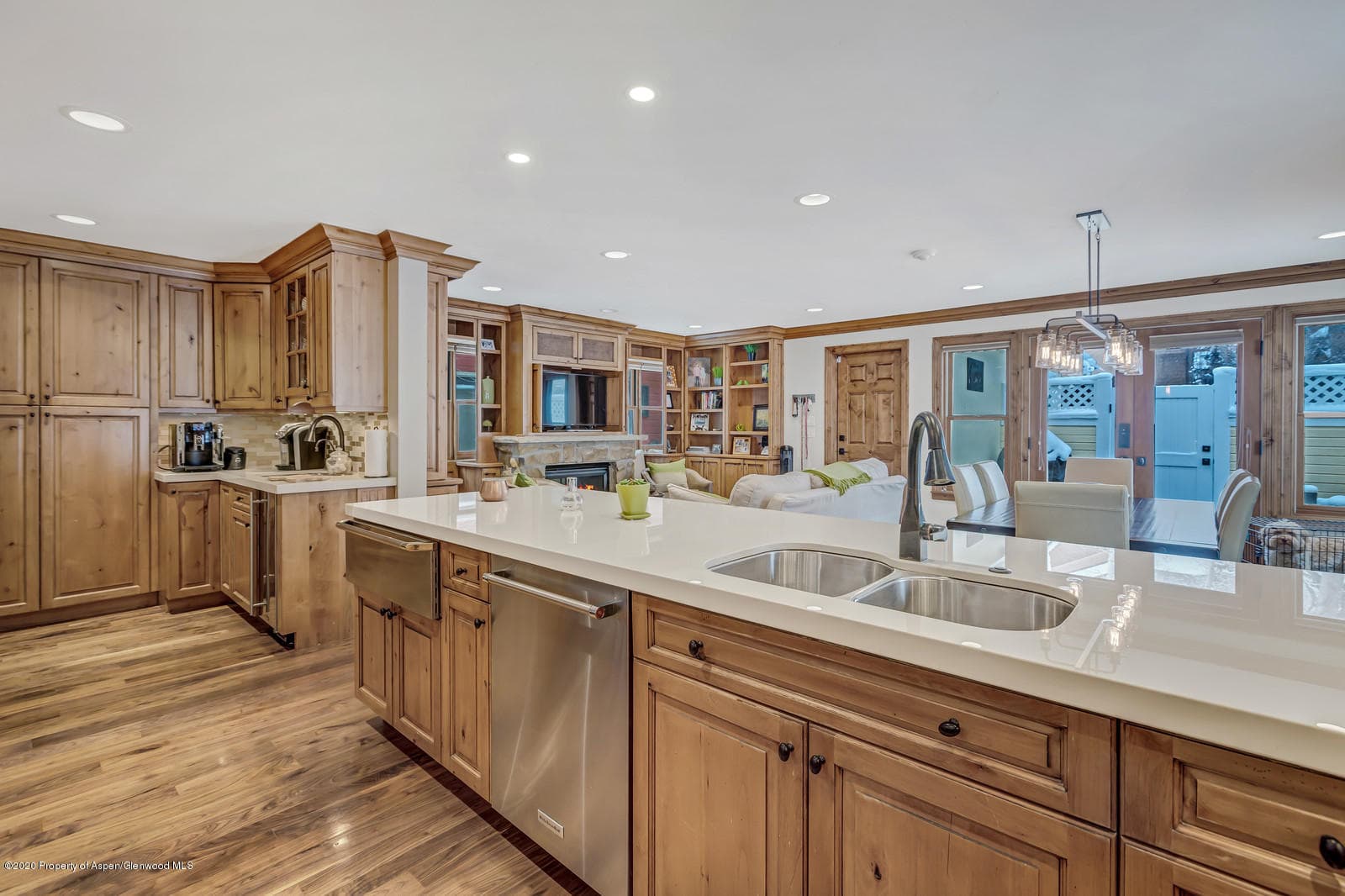 633 W Main Street, Aspen, CO 81611 - Photo 43