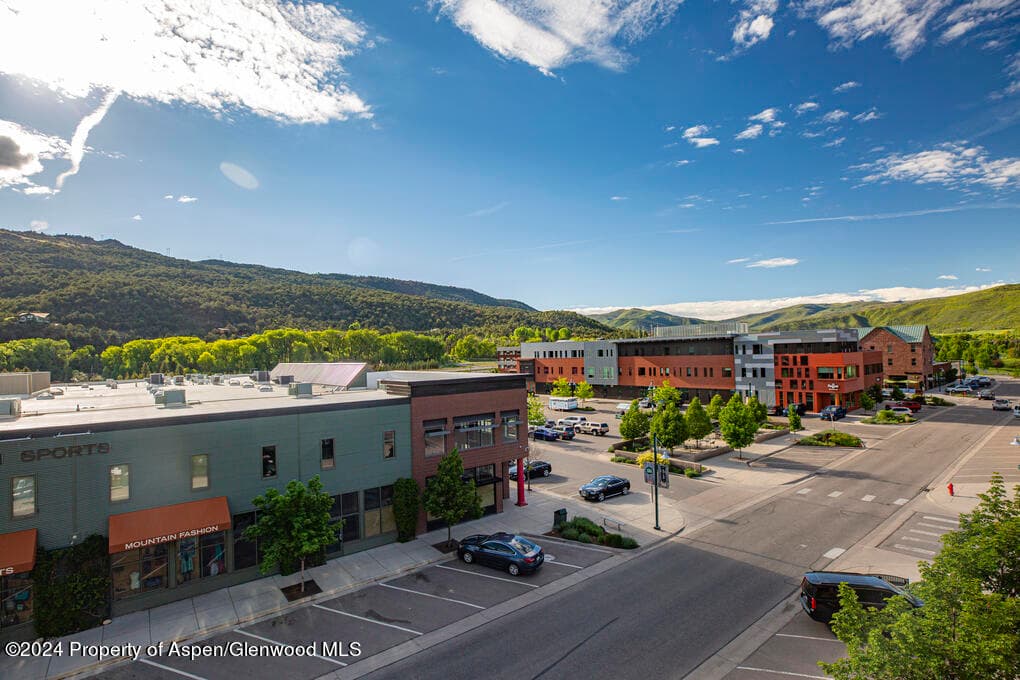 231 Robinson Street 330, Basalt, CO 81621 - Photo 32