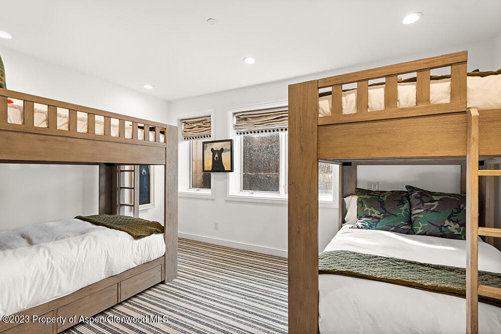345 Park Avenue, Aspen, CO 81611 - Photo 22