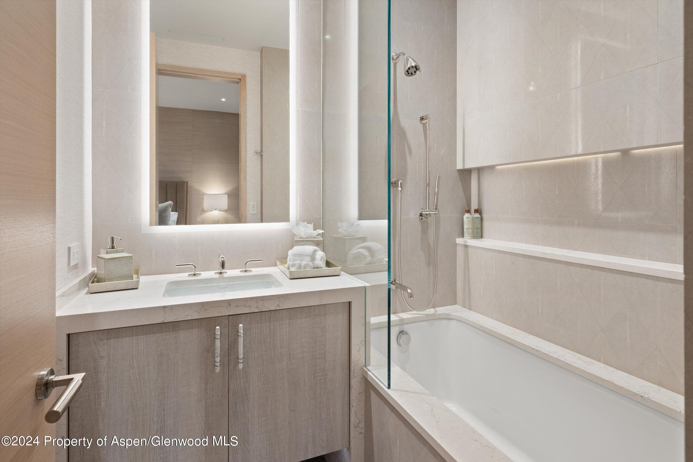 105 E Hallam Street, Aspen, CO 81611 - Photo 26