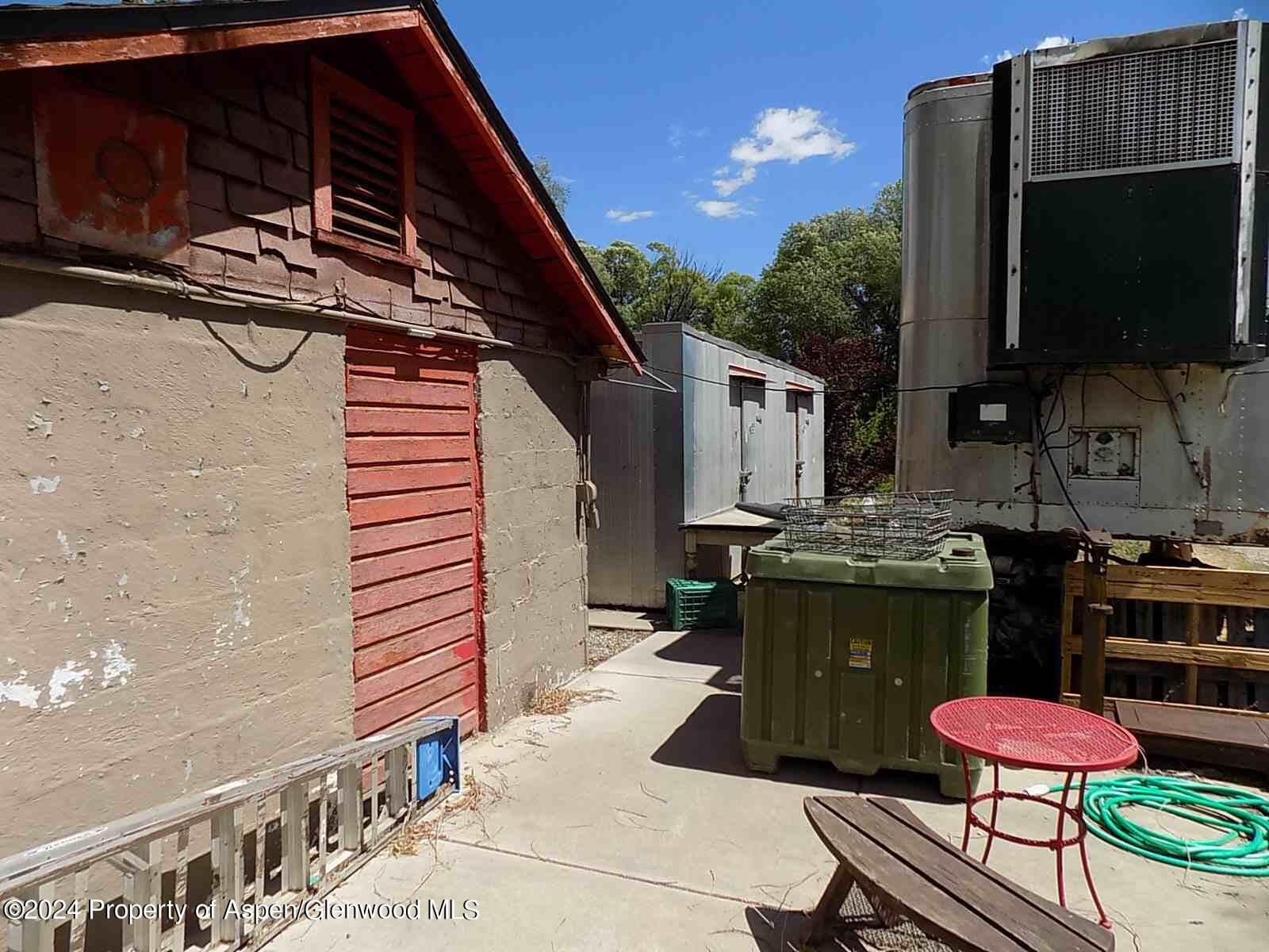 140 S 8th Street, Silt, CO 81652 - Photo 4