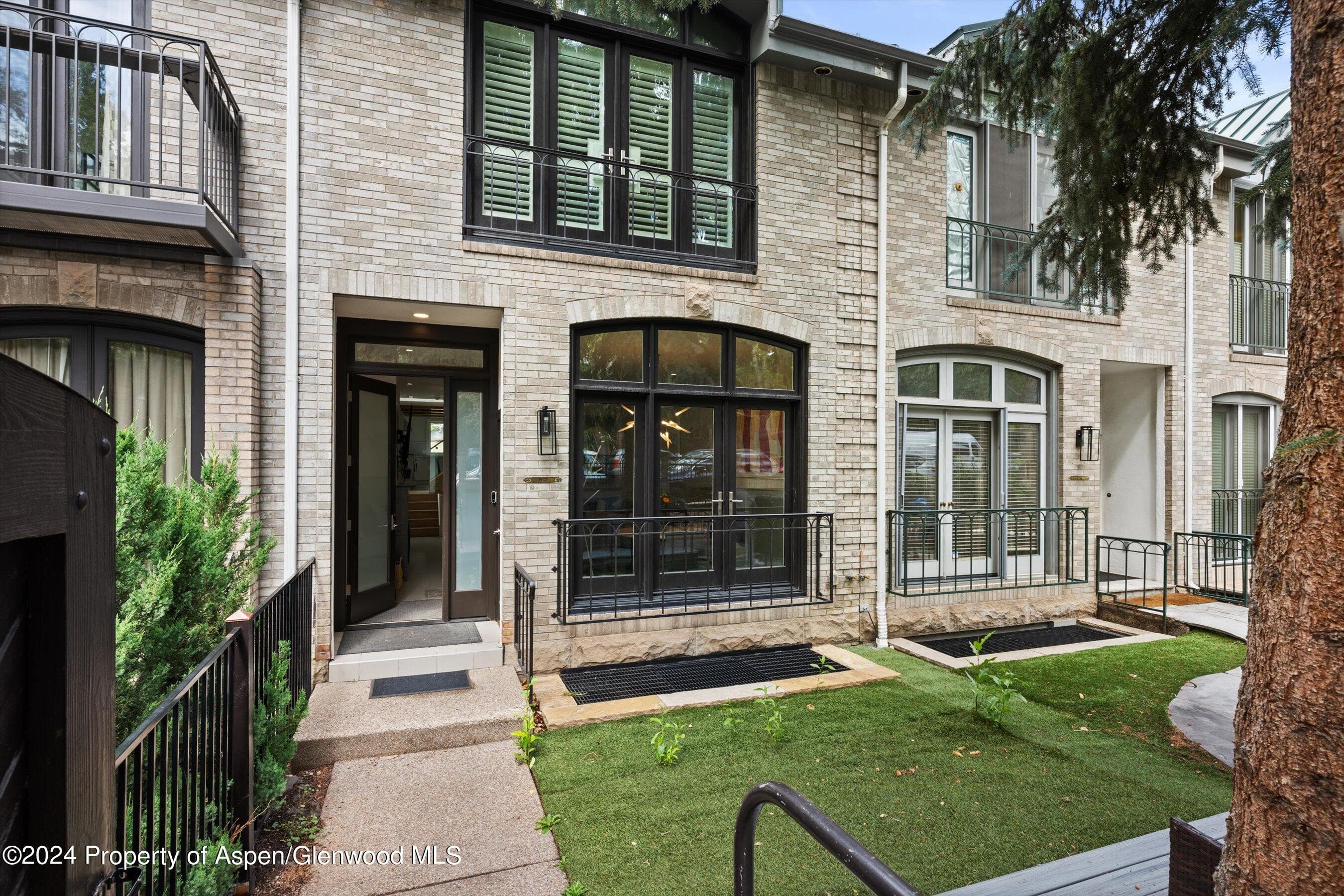 812 E Cooper Avenue, Aspen, CO 81611 - Photo 41