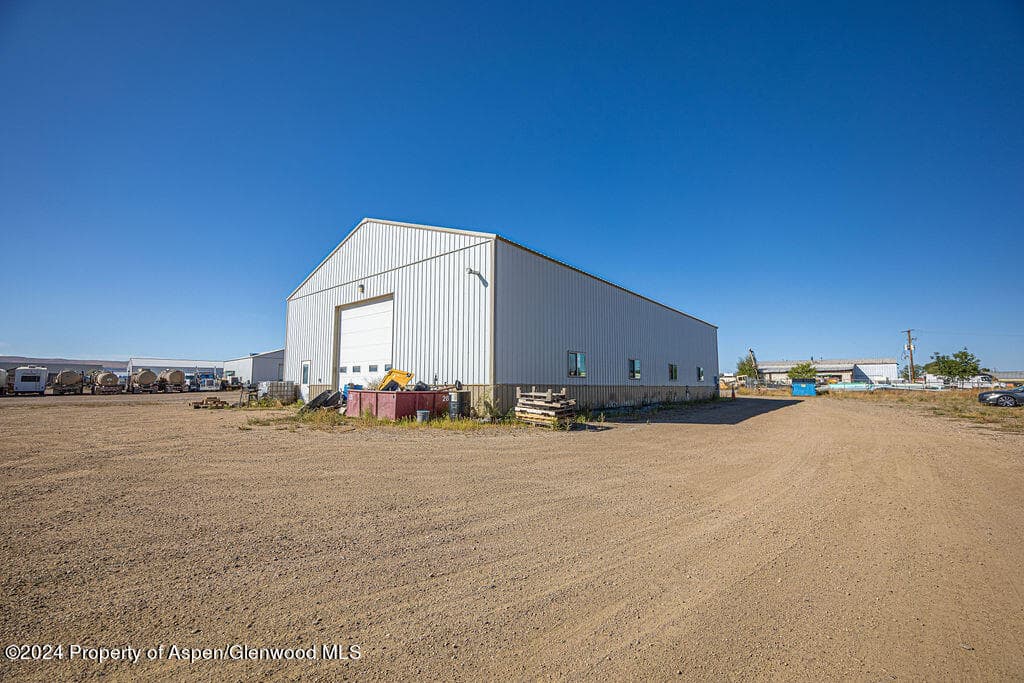 194 Preece Avenue, Craig, CO 81625 - Photo 3