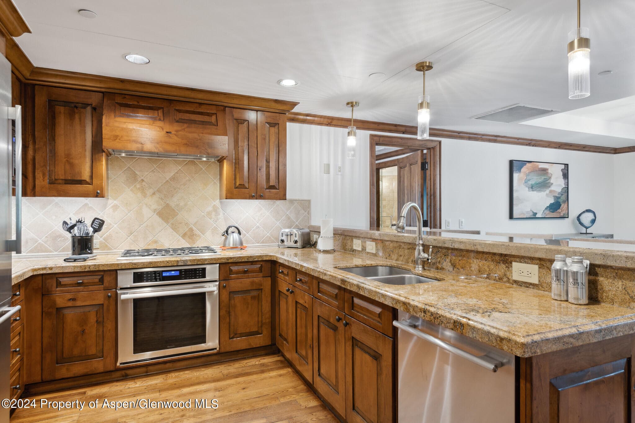 415 E Dean St, Unit 17, Weeks 32/33, Aspen, CO 81611 - Photo 6