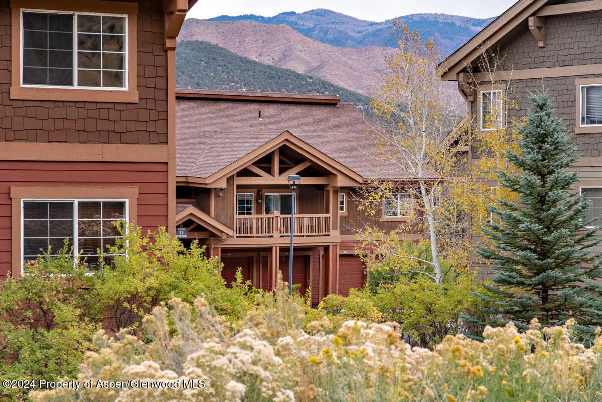 599 River View Drive 1107, New Castle, CO 81647 - Photo 1