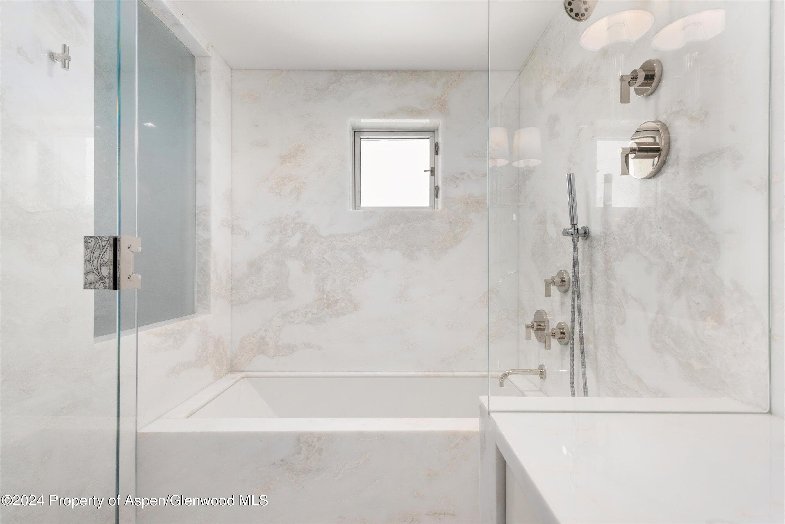 434 E Main Street 203, Aspen, CO 81611 - Photo 19