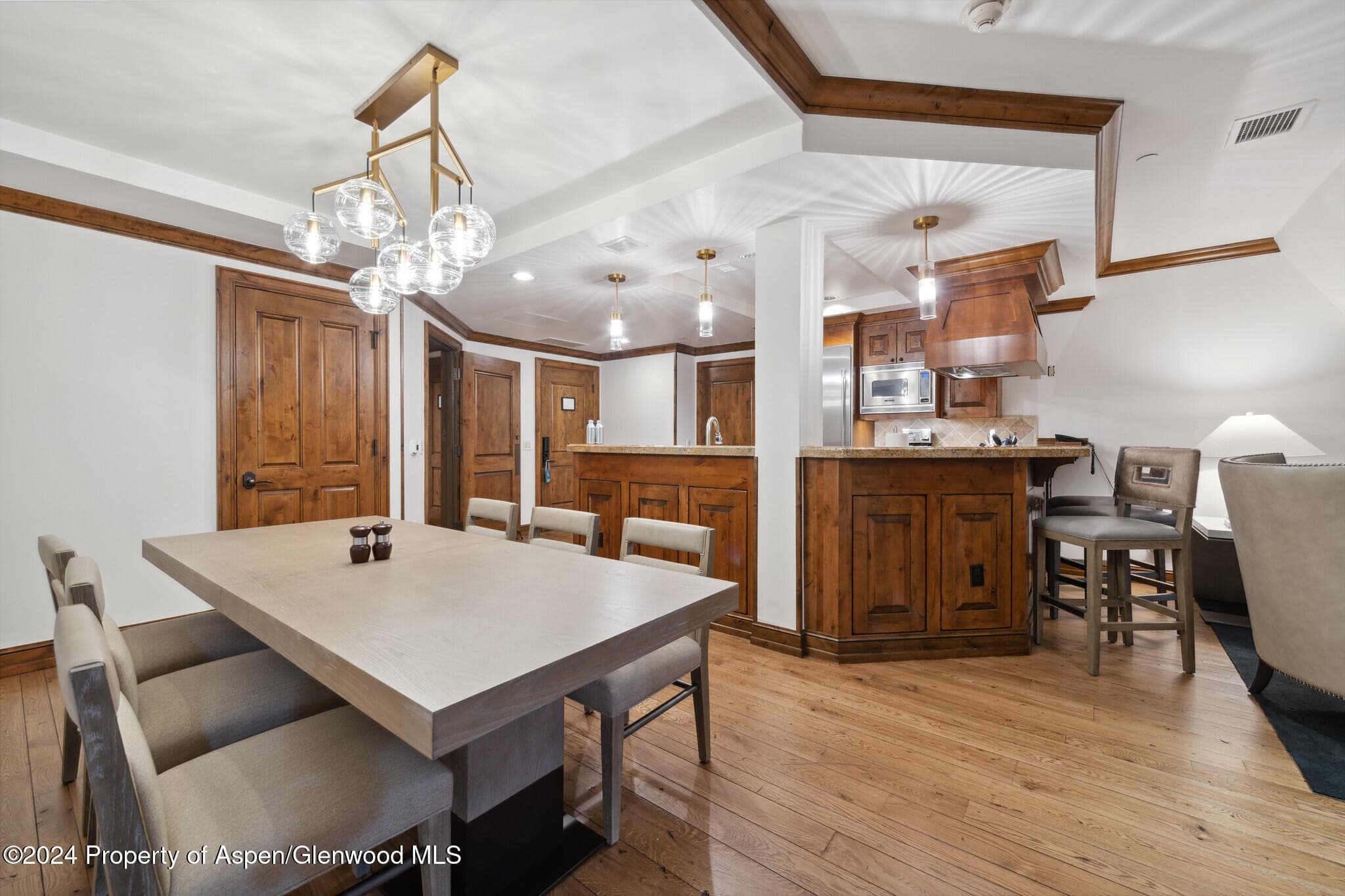 415 E Dean St, Unit 46, Week 12, Aspen, CO 81611 - Photo 3