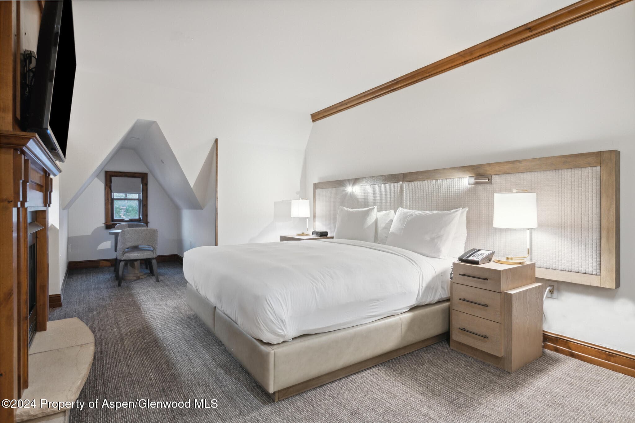 415 E Dean St, Unit 46, Week 12, Aspen, CO 81611 - Photo 20