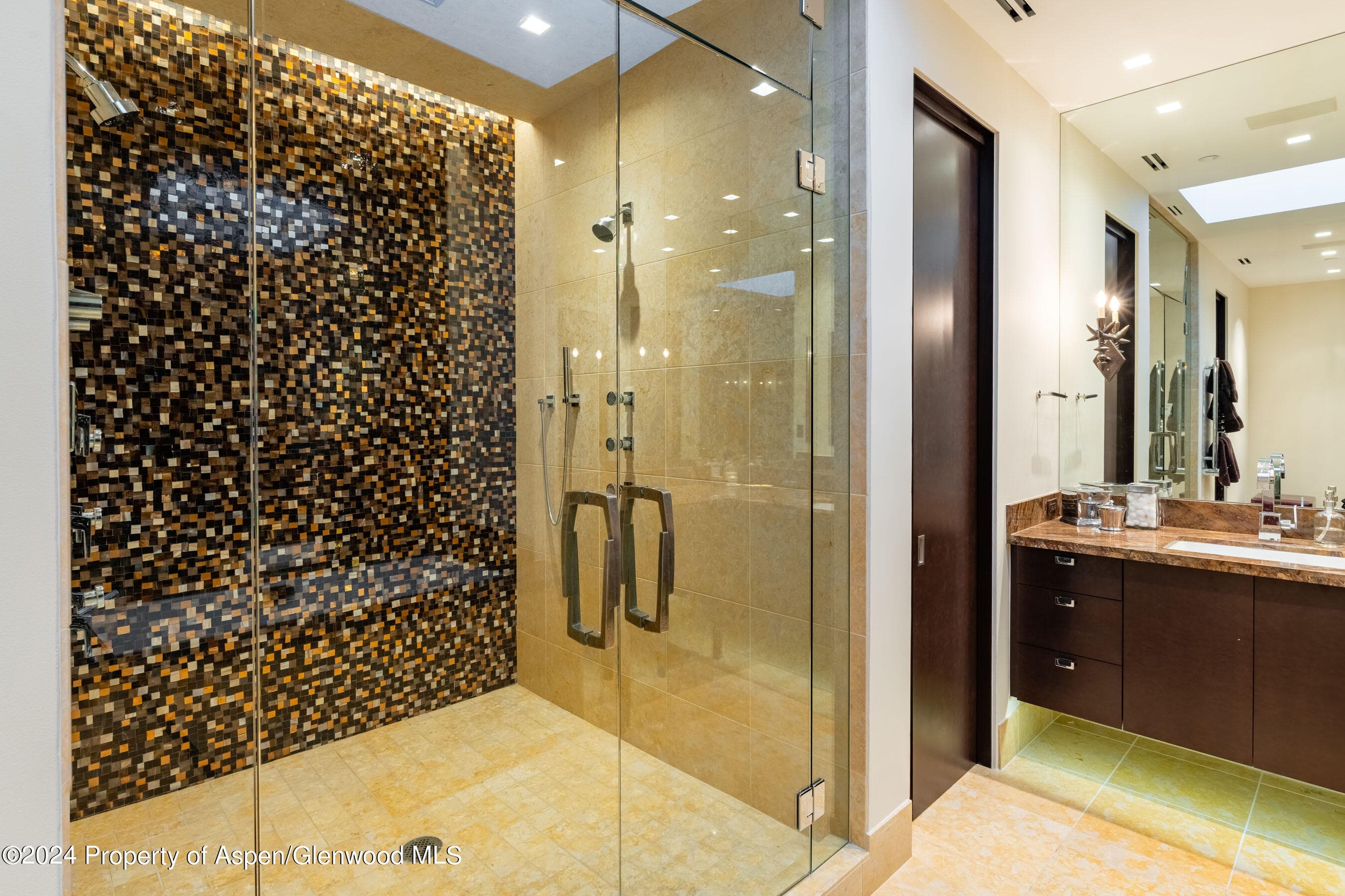 405 S Monarch P-2, Aspen, CO 81611 - Photo 15