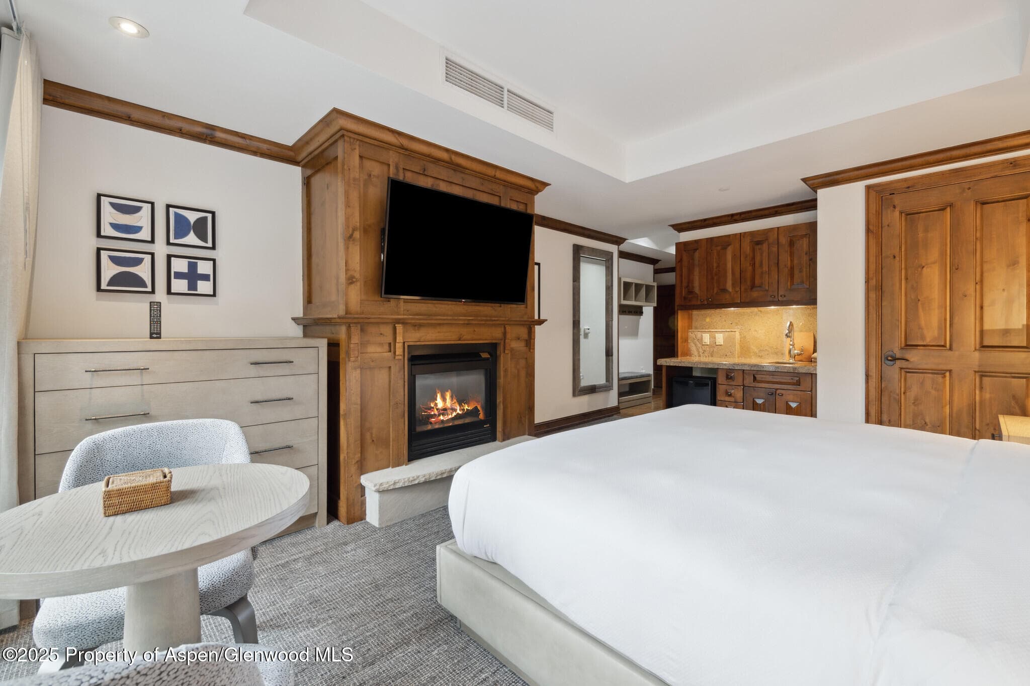 415 E Dean St, Unit 21, Week 10, Aspen, CO 81611 - Photo 15