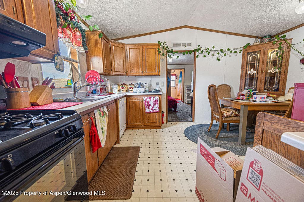 974 Aspen Avenue, Craig, CO 81625 - Photo 5