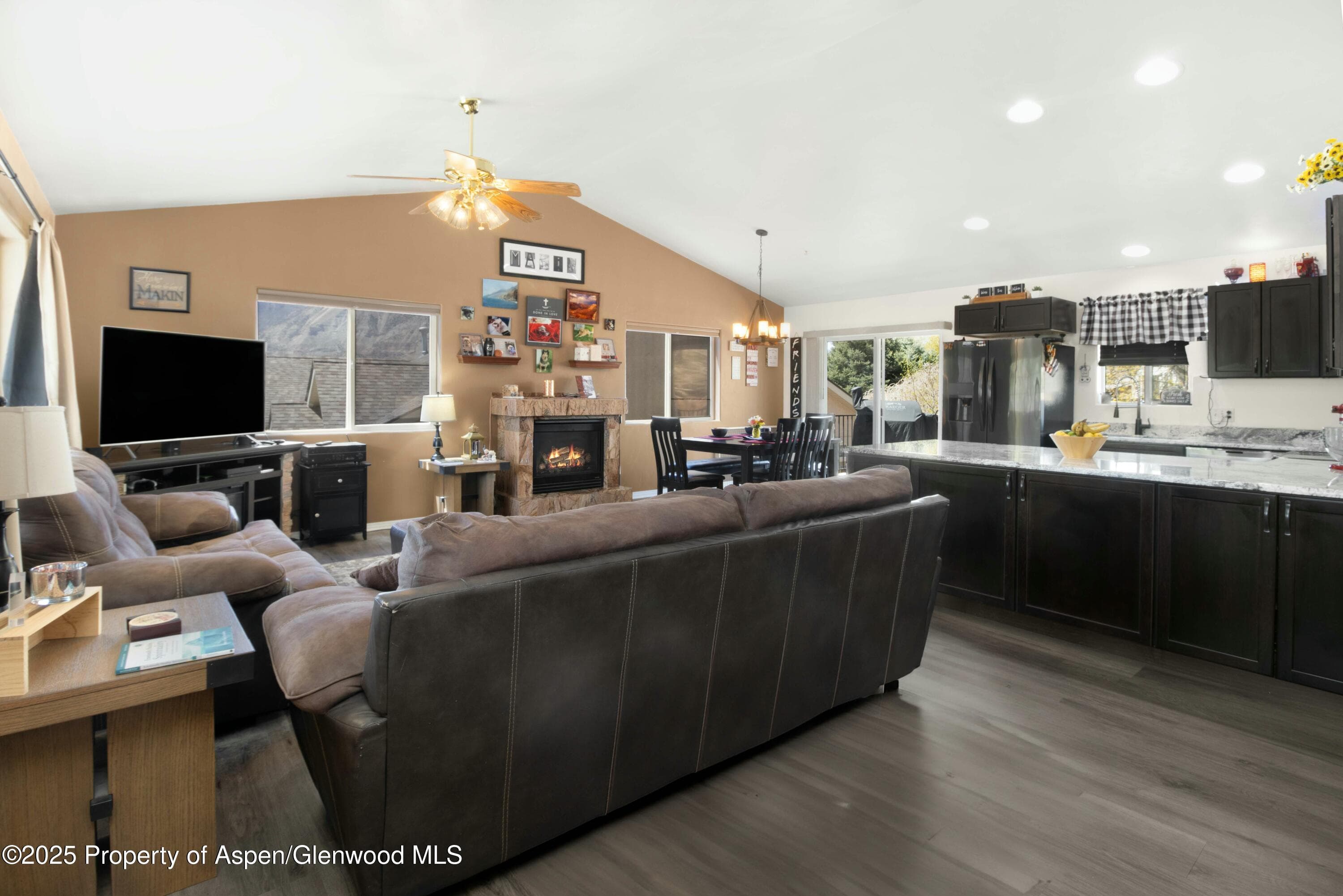 31 Hawthorne Way, Parachute, CO 81635 - Photo 3