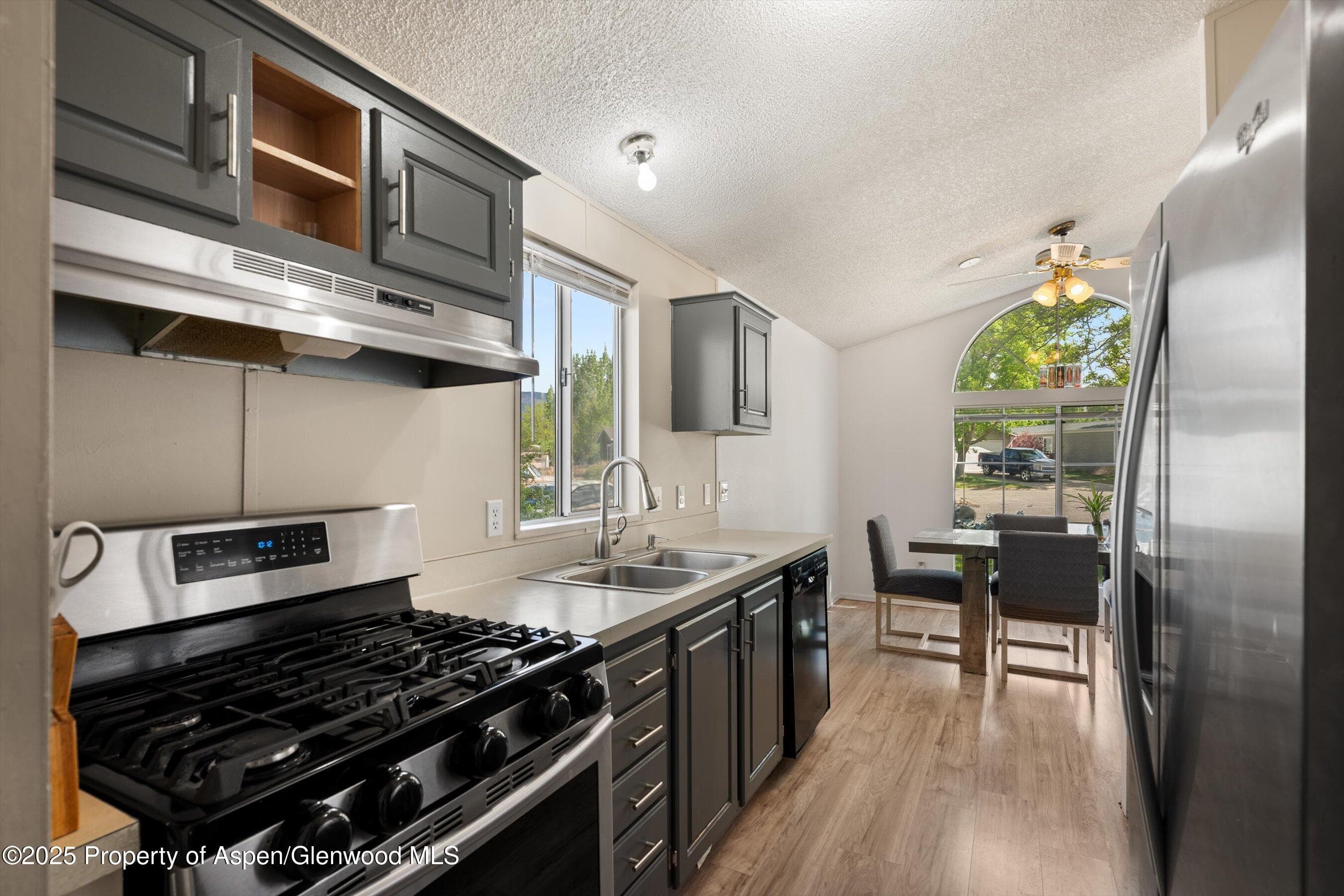 80 W Bonanza Place, Parachute, CO 81635 - Photo 10