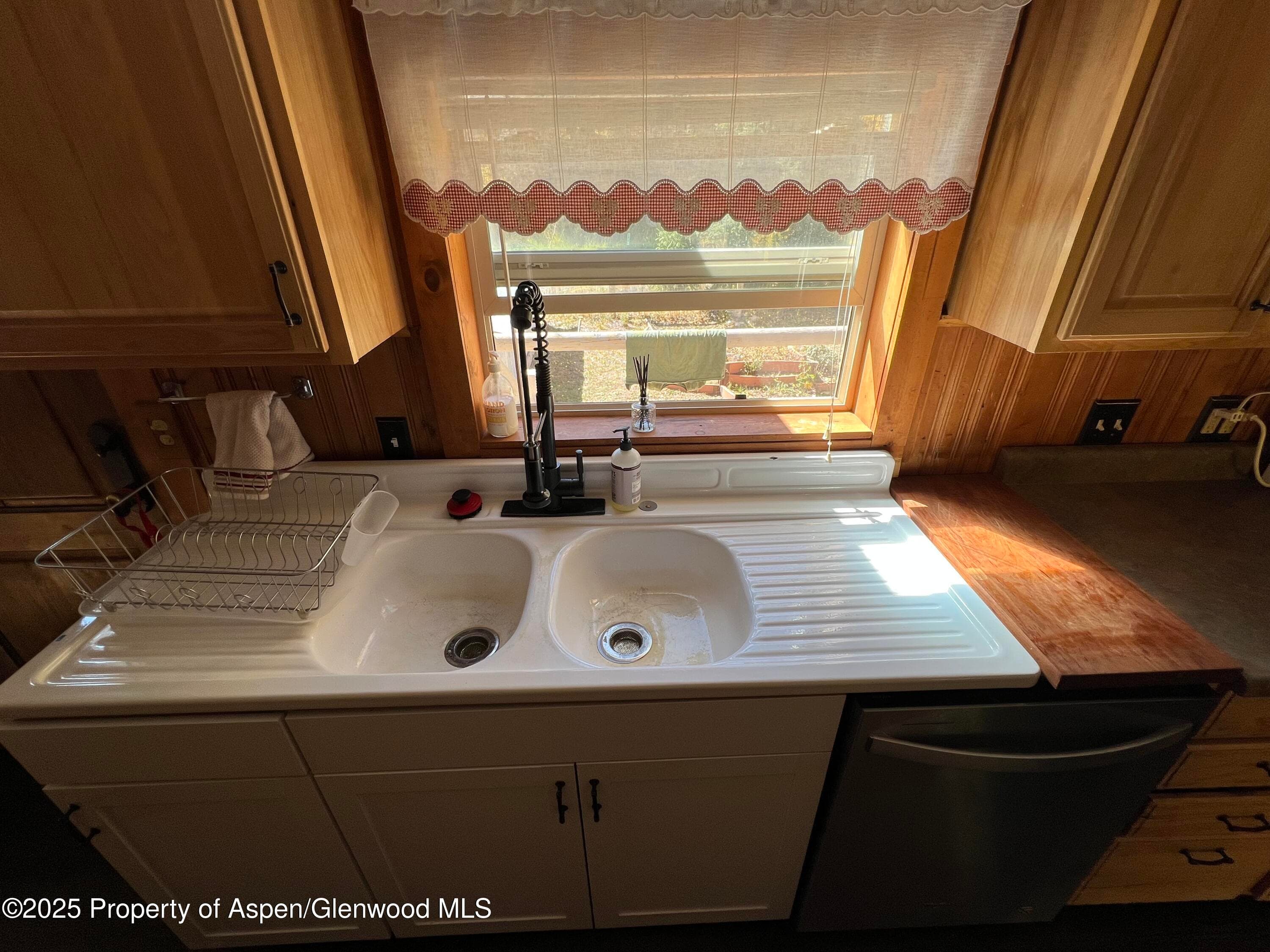 Property - Photo 16