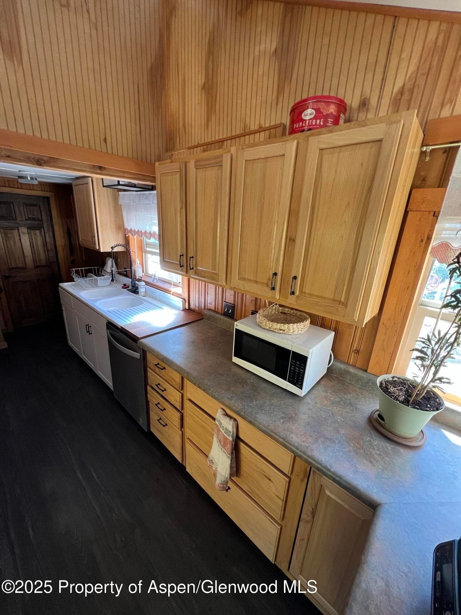 Property - Photo 17