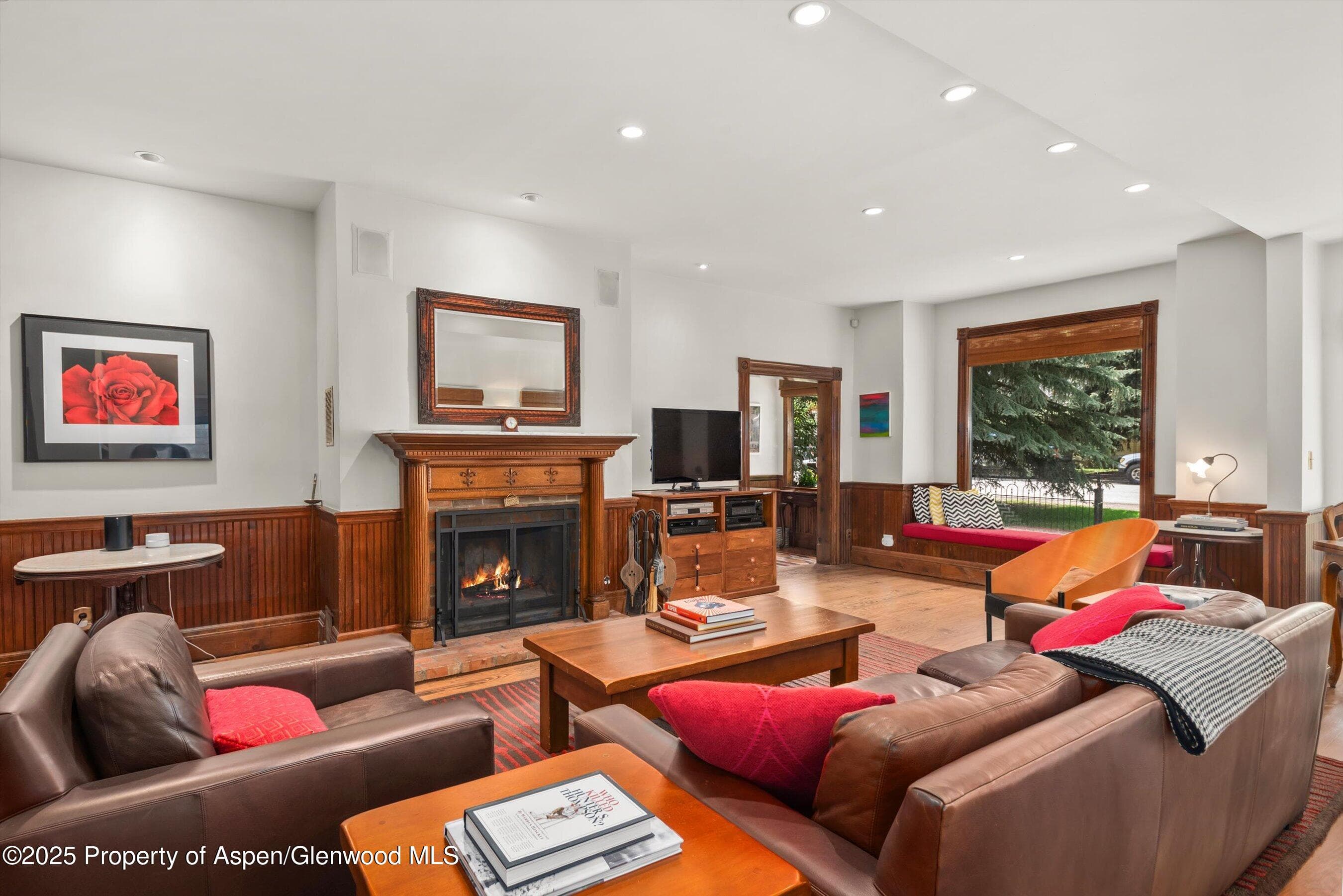 126 W FRANCIS Street, Aspen, CO 81611 - Photo 3