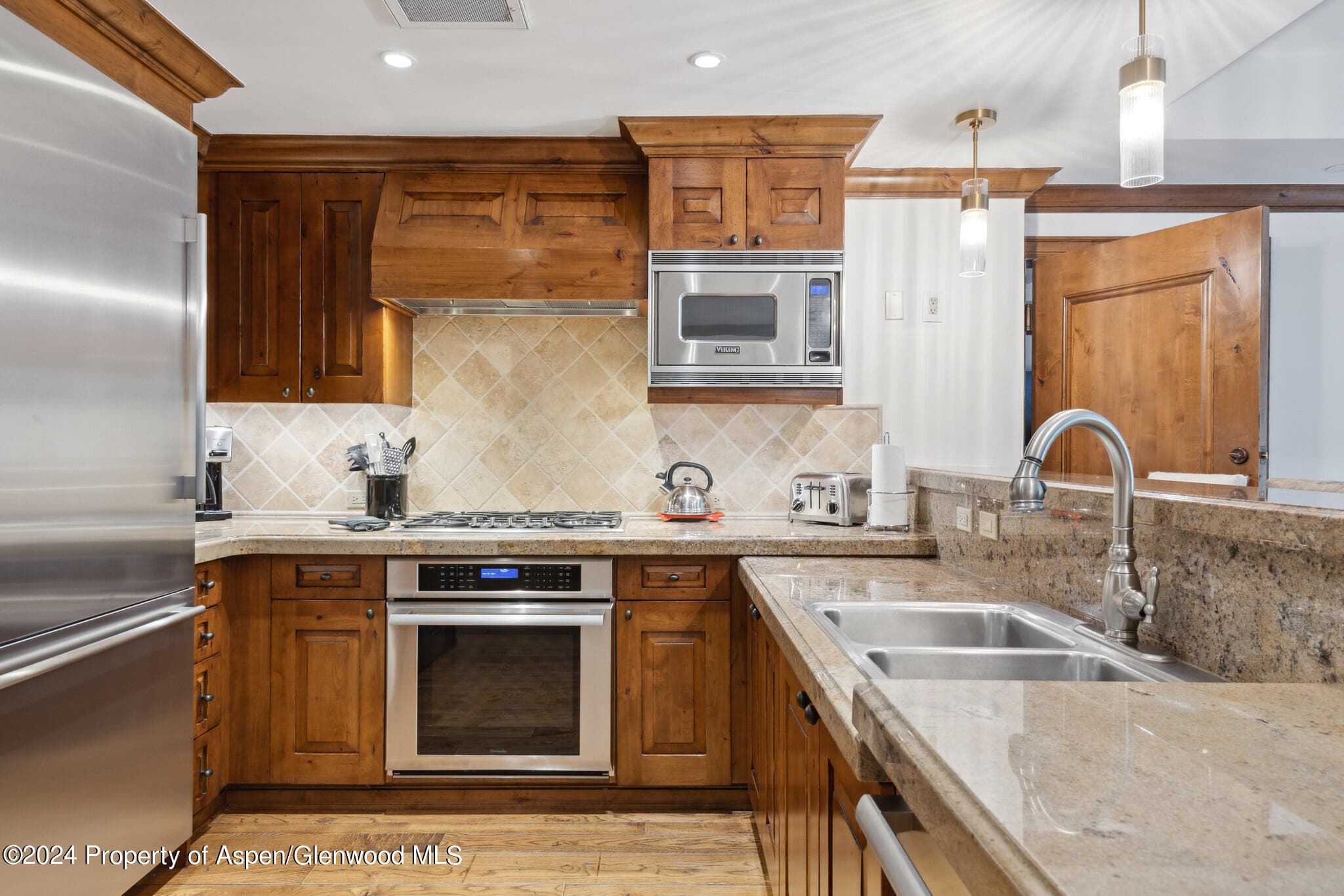 415 E Dean St, Unit 22, Week 26, Aspen, CO 81611 - Photo 8