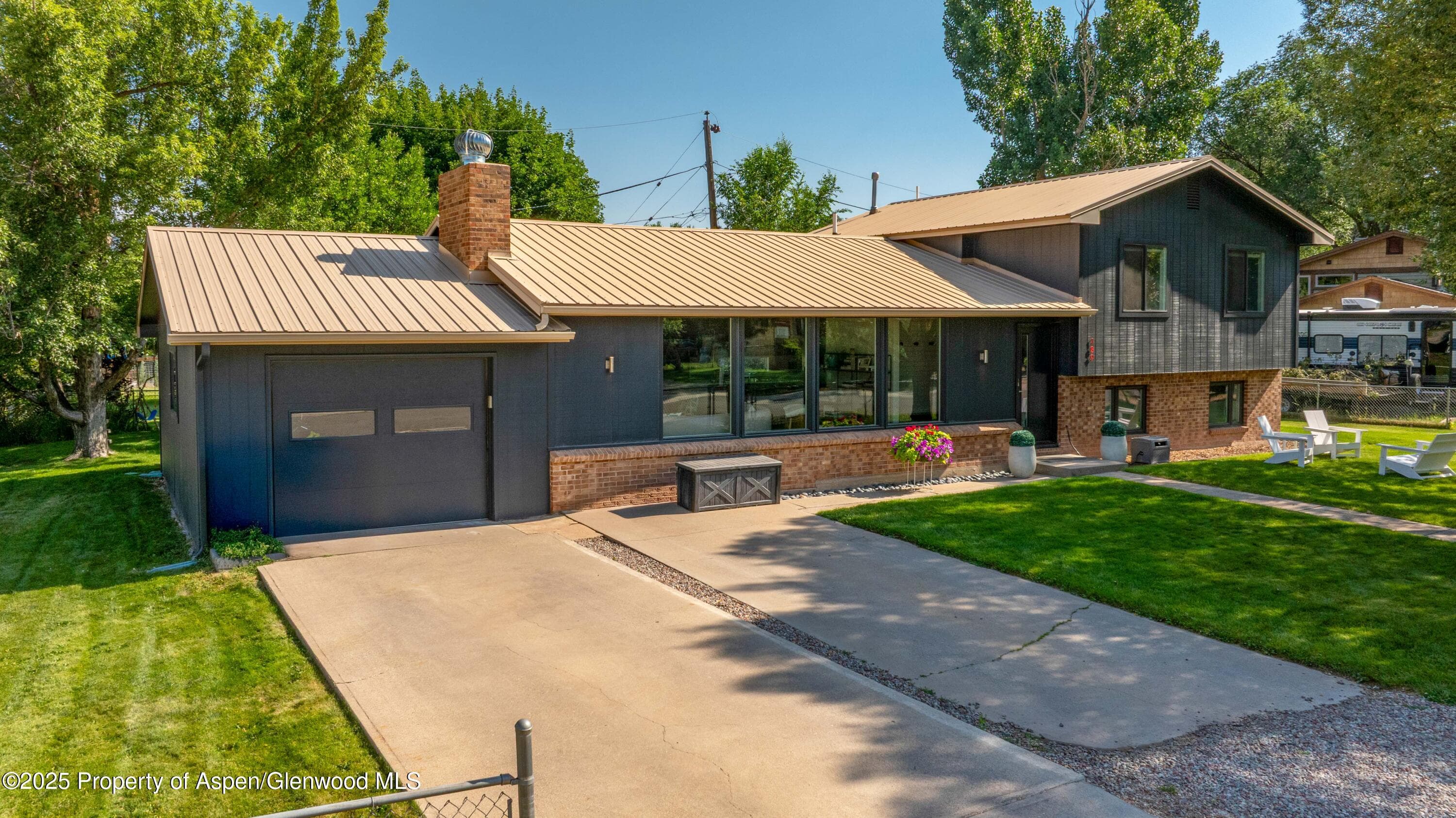 189 Capitol Avenue, Carbondale, CO 81623 - Photo 1