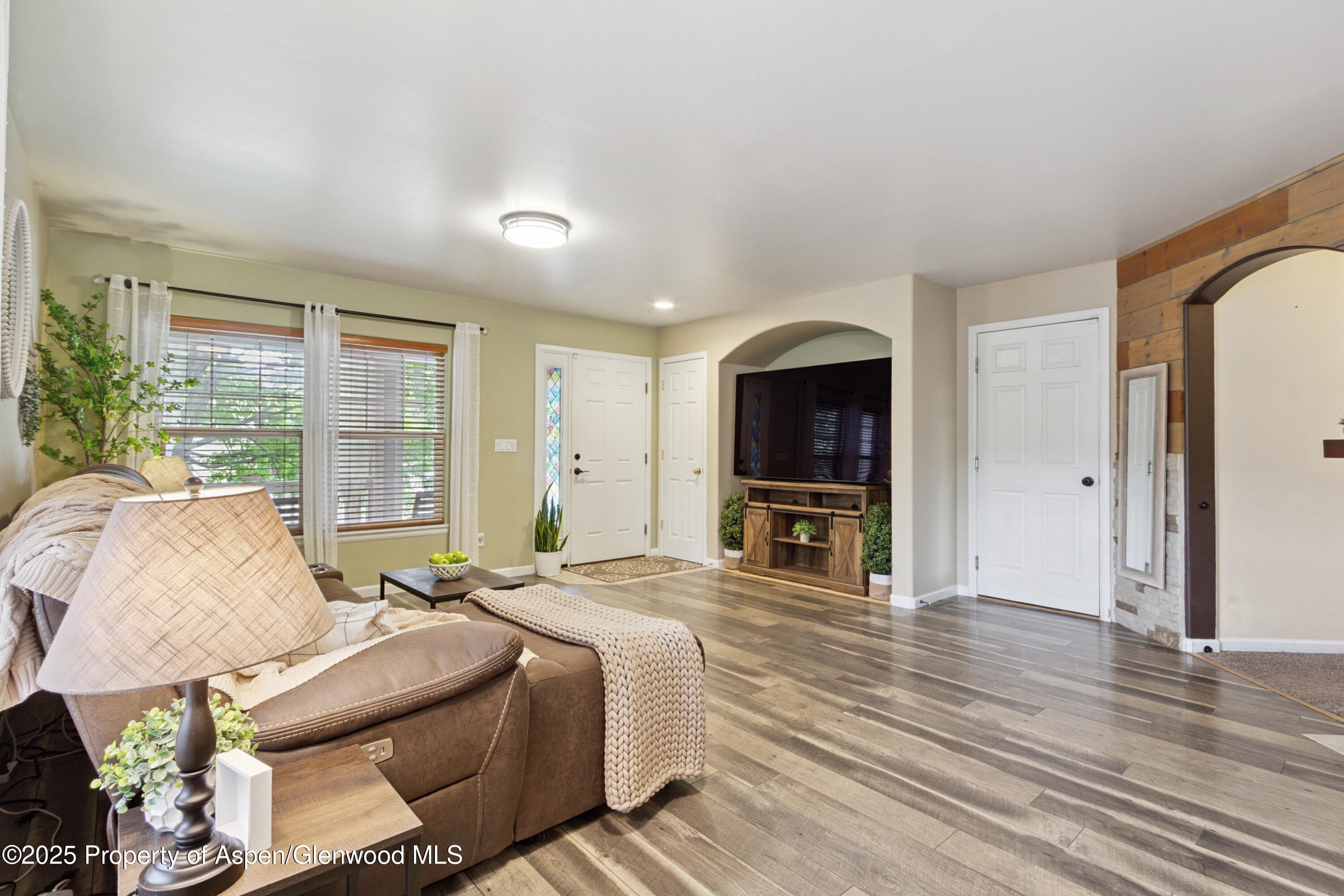 730 Storm King Circle, New Castle, CO 81647 - Photo 5