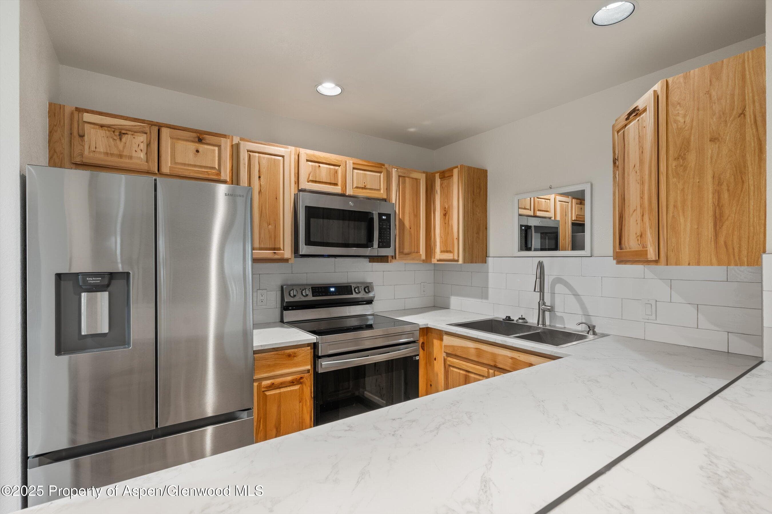 3800 Old Lodge Road A4, Glenwood Springs, CO 81601 - Photo 5