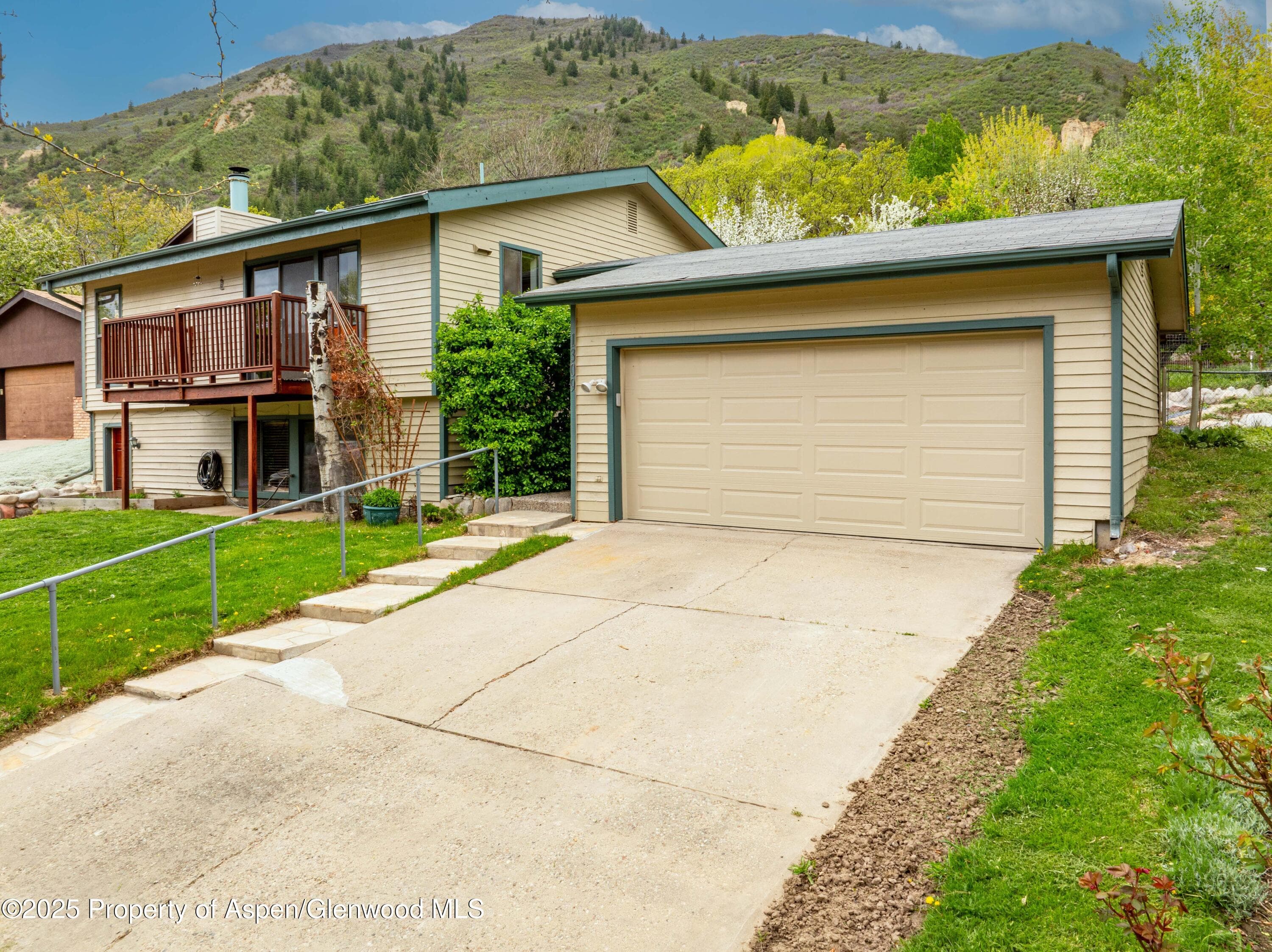 1309 Riverview Avenue, Glenwood Springs, CO 81601 - Photo 3
