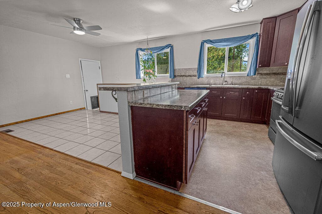 801 Steele Street, Craig, CO 81625 - Photo 8