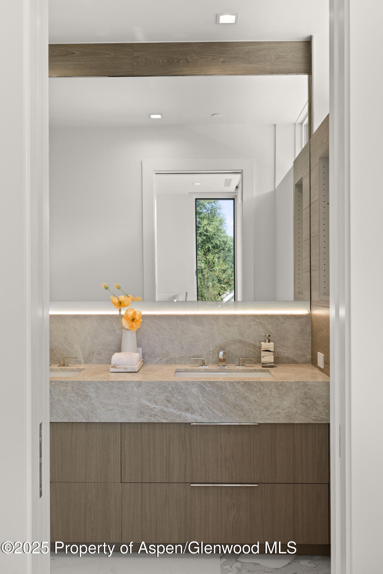 219 W Bleeker Street, Aspen, CO 81611 - Photo 31